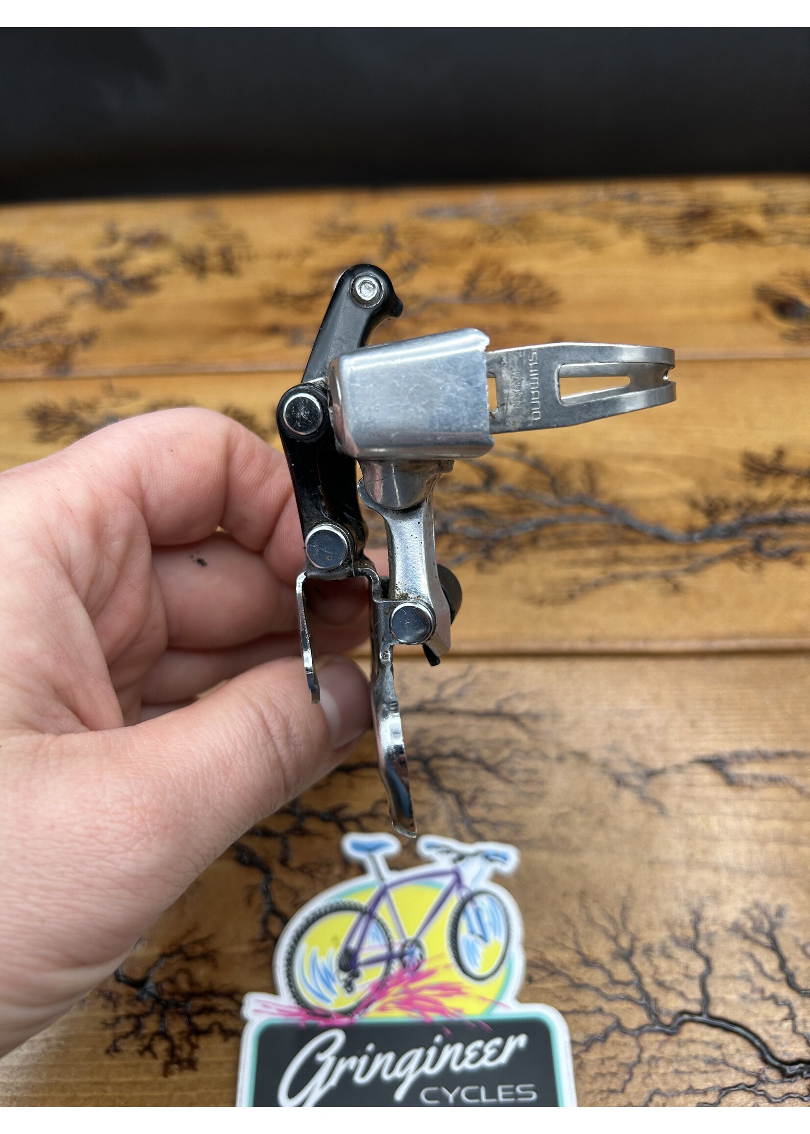 SHIMANO Shimano Deore XT FD-M732 31.8mm Front Derailleur