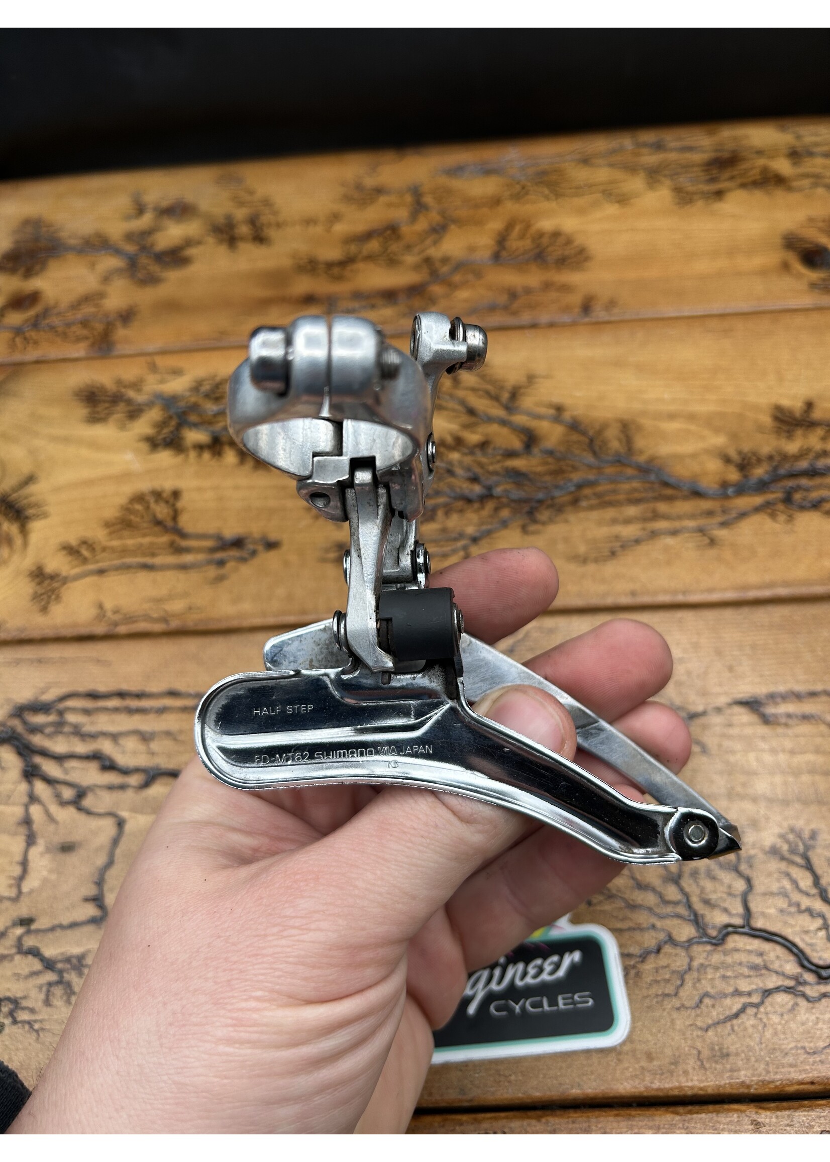 SHIMANO Shimano Deore FD-MT62 28.6mm Bottom Pull Front Derailleur