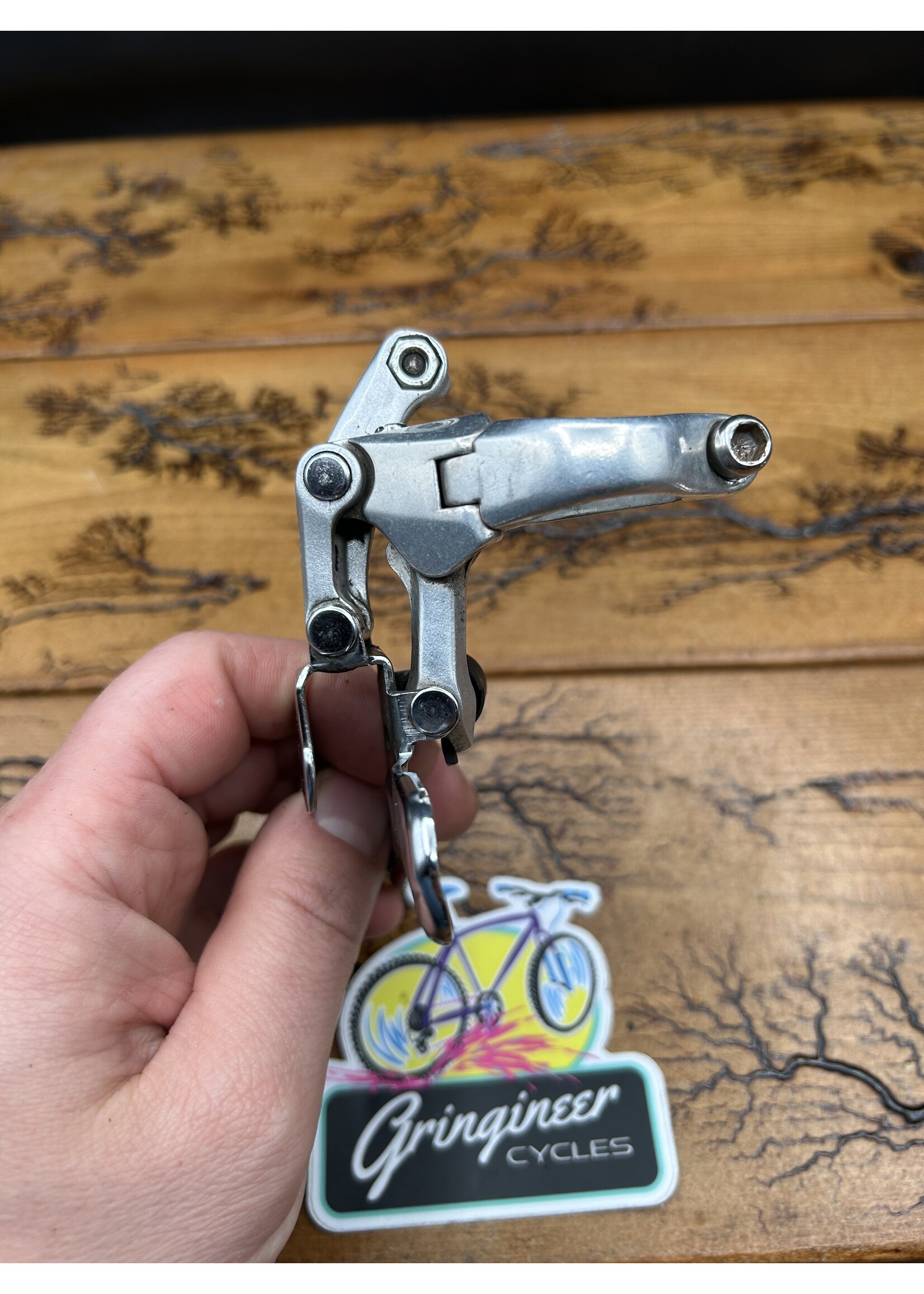 SHIMANO Shimano Deore FD-MT62 28.6mm Bottom Pull Front Derailleur