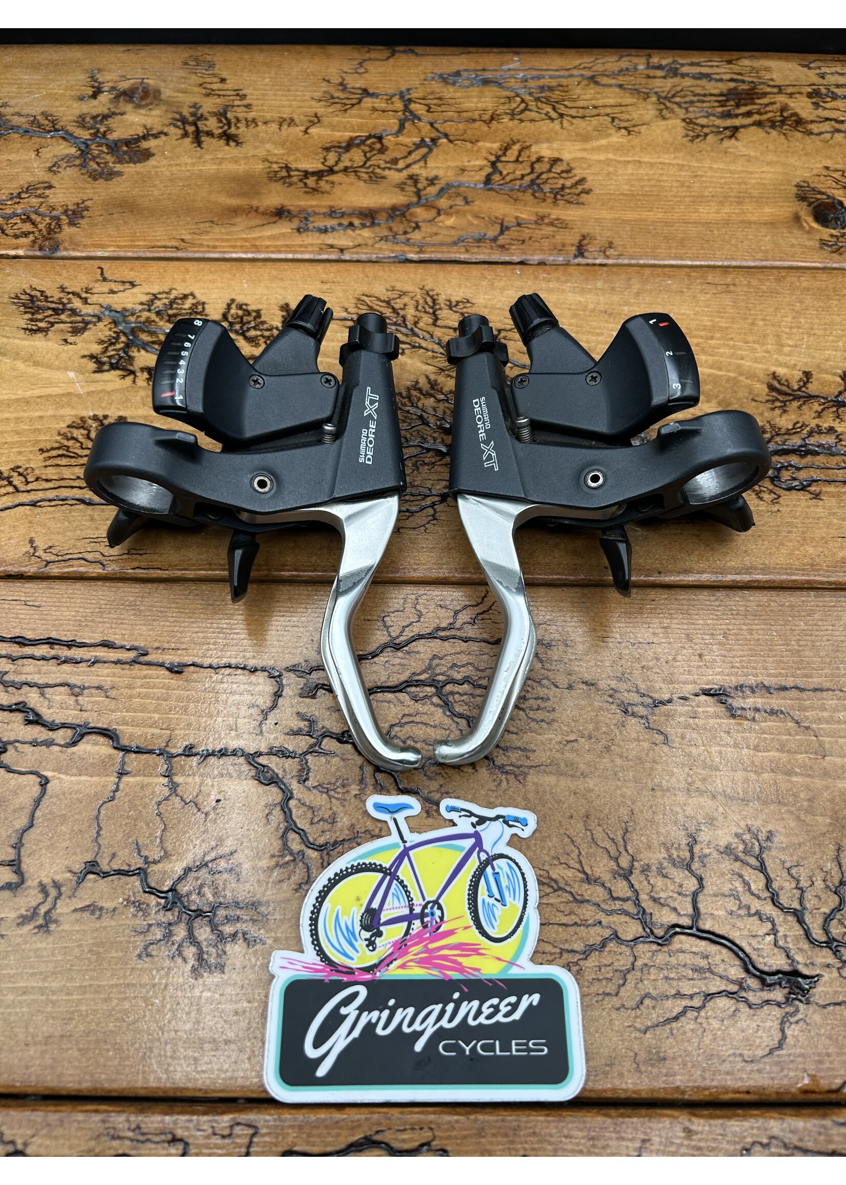 SHIMANO Shimano Deore XT ST-M739 3x8 Speed Shifters and Brake Levers