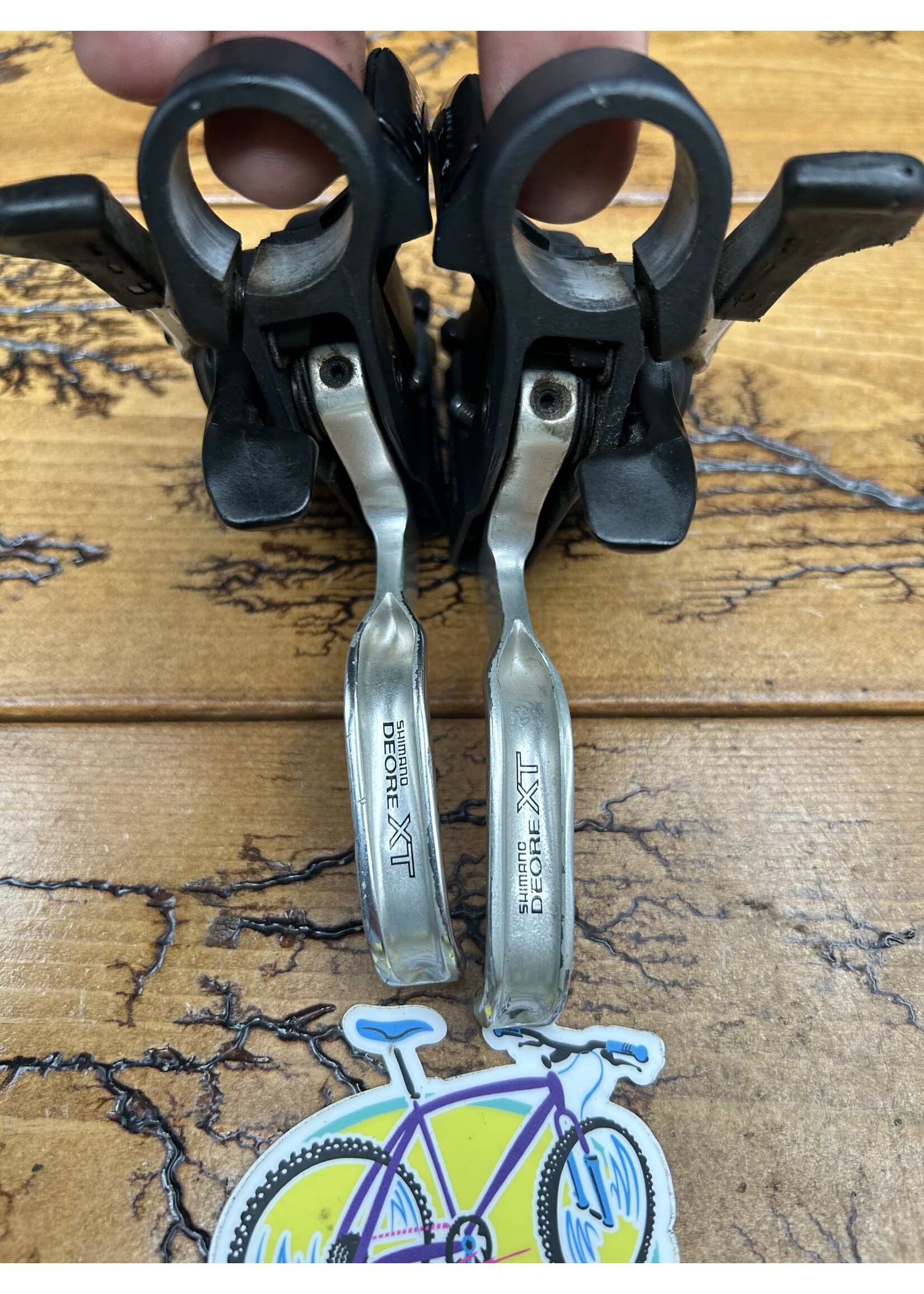 SHIMANO Shimano Deore XT ST-M739 3x8 Speed Shifters and Brake Levers