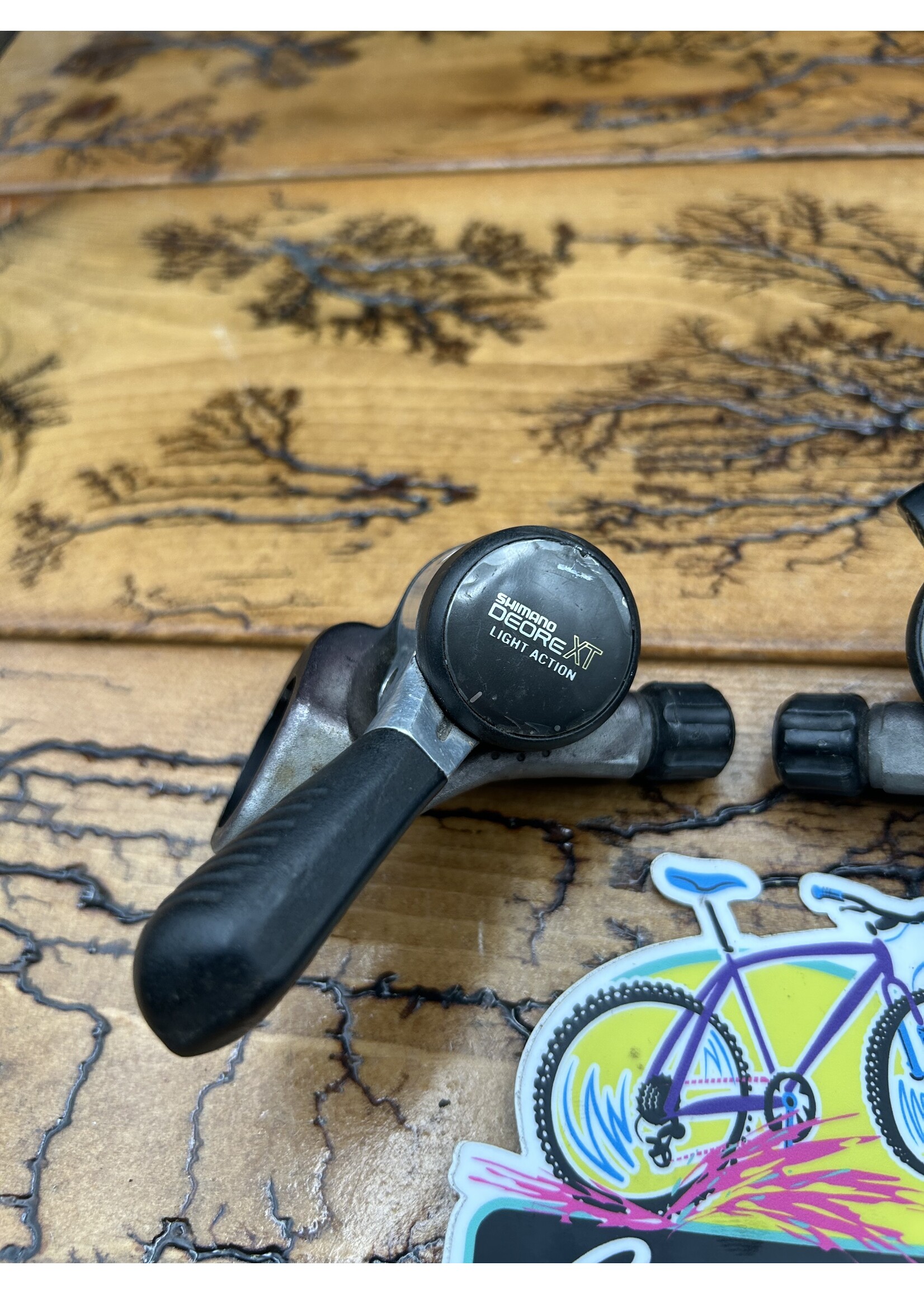 SHIMANO Shimano Deore XT SL-M732 7 Speed Thumb Shifters