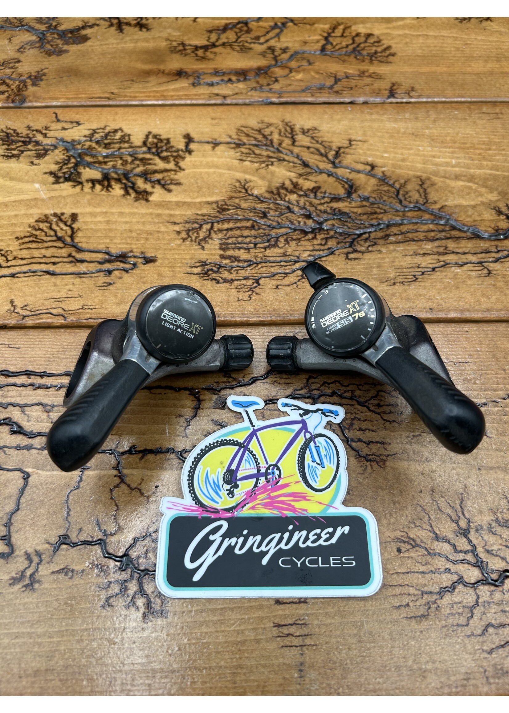 SHIMANO Shimano Deore XT SL-M732 7 Speed Thumb Shifters