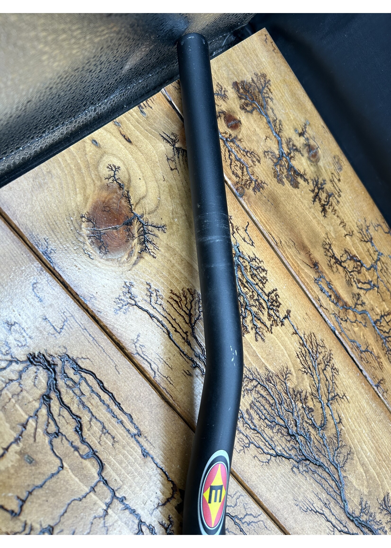 Easton Easton EA50 685mm Mid Rise 25.4mm Handlebar