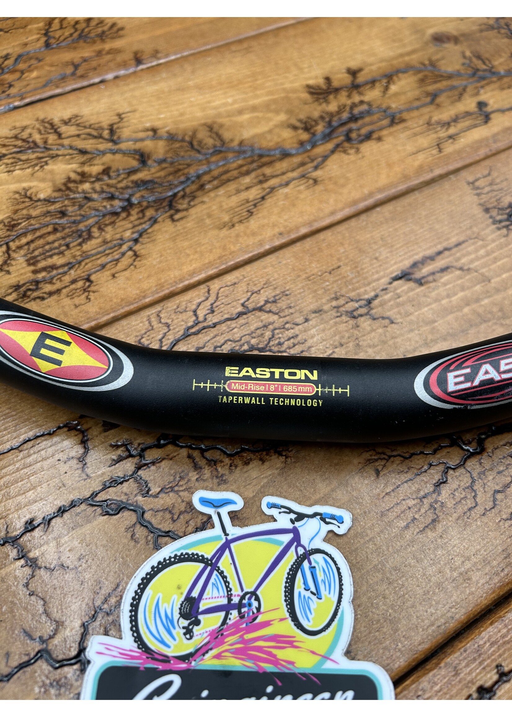 Easton Easton EA50 685mm Mid Rise 25.4mm Handlebar