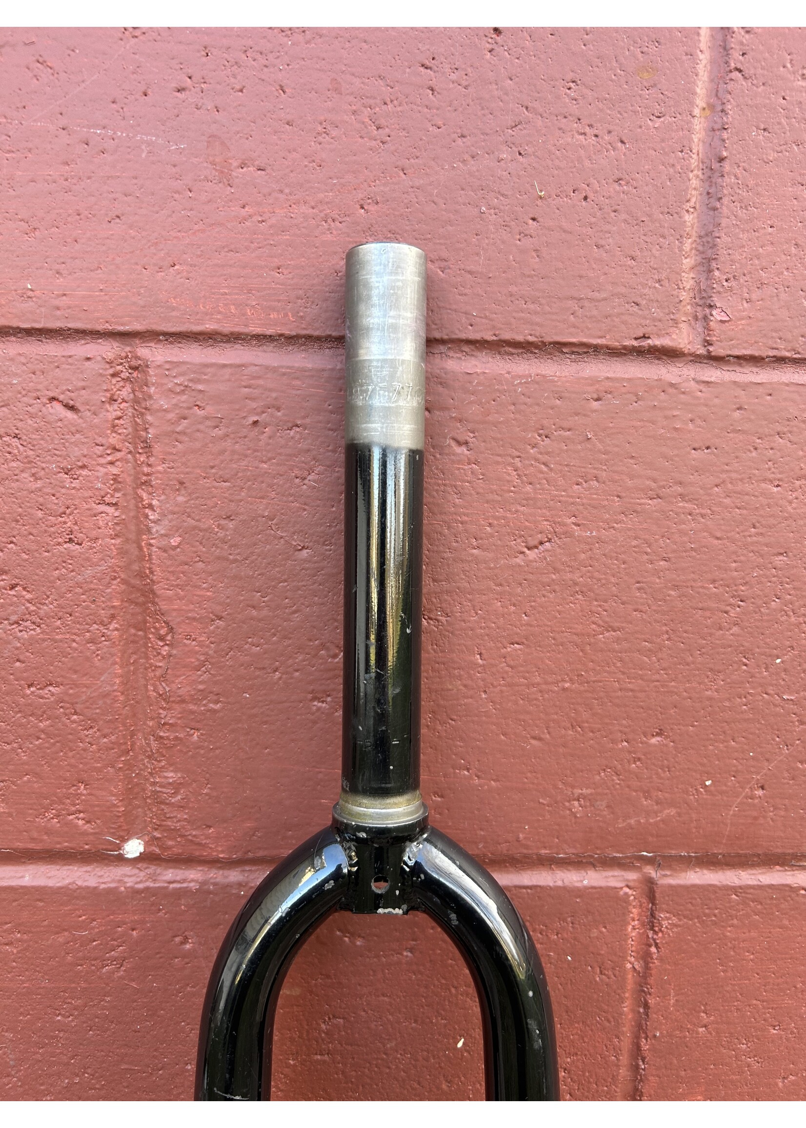 Kona Kona Project Two 1 1/8 Threadless Black Fork