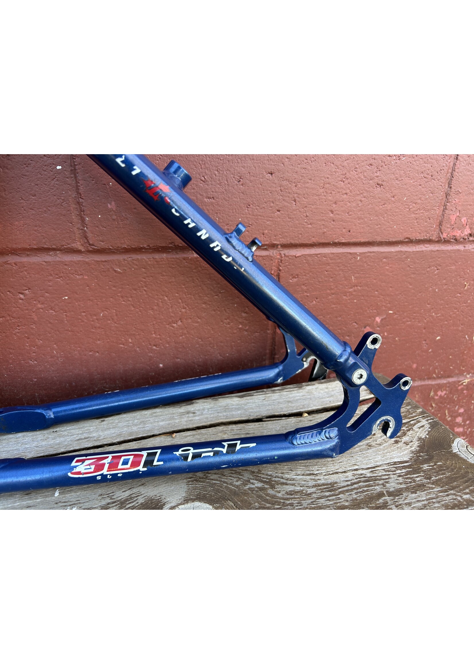 Rocky Mountain 2002 18" Rocky Mountain Instinct Frame