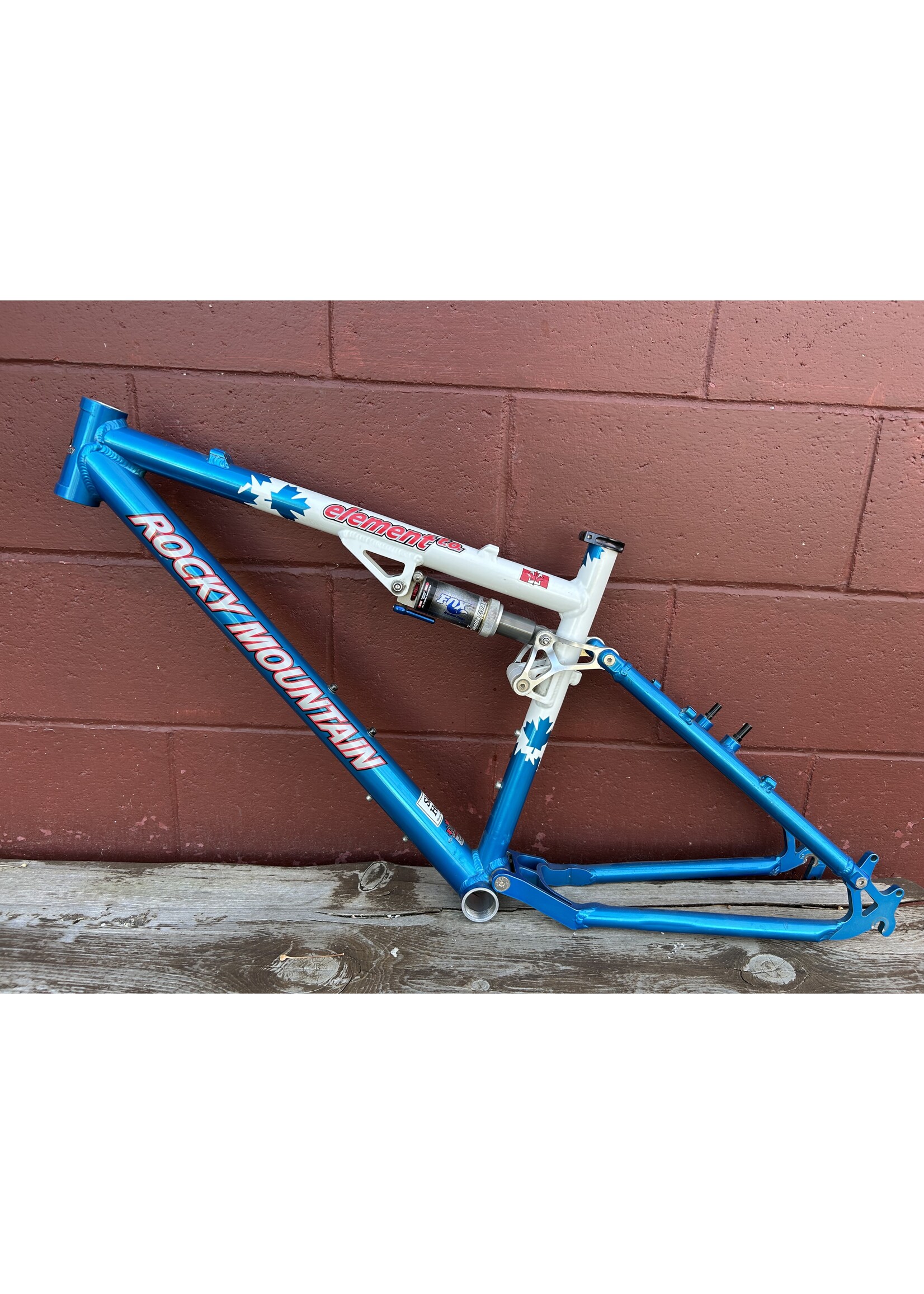Rocky Mountain 2000 16.5" Rocky Mountain Element TO Frame