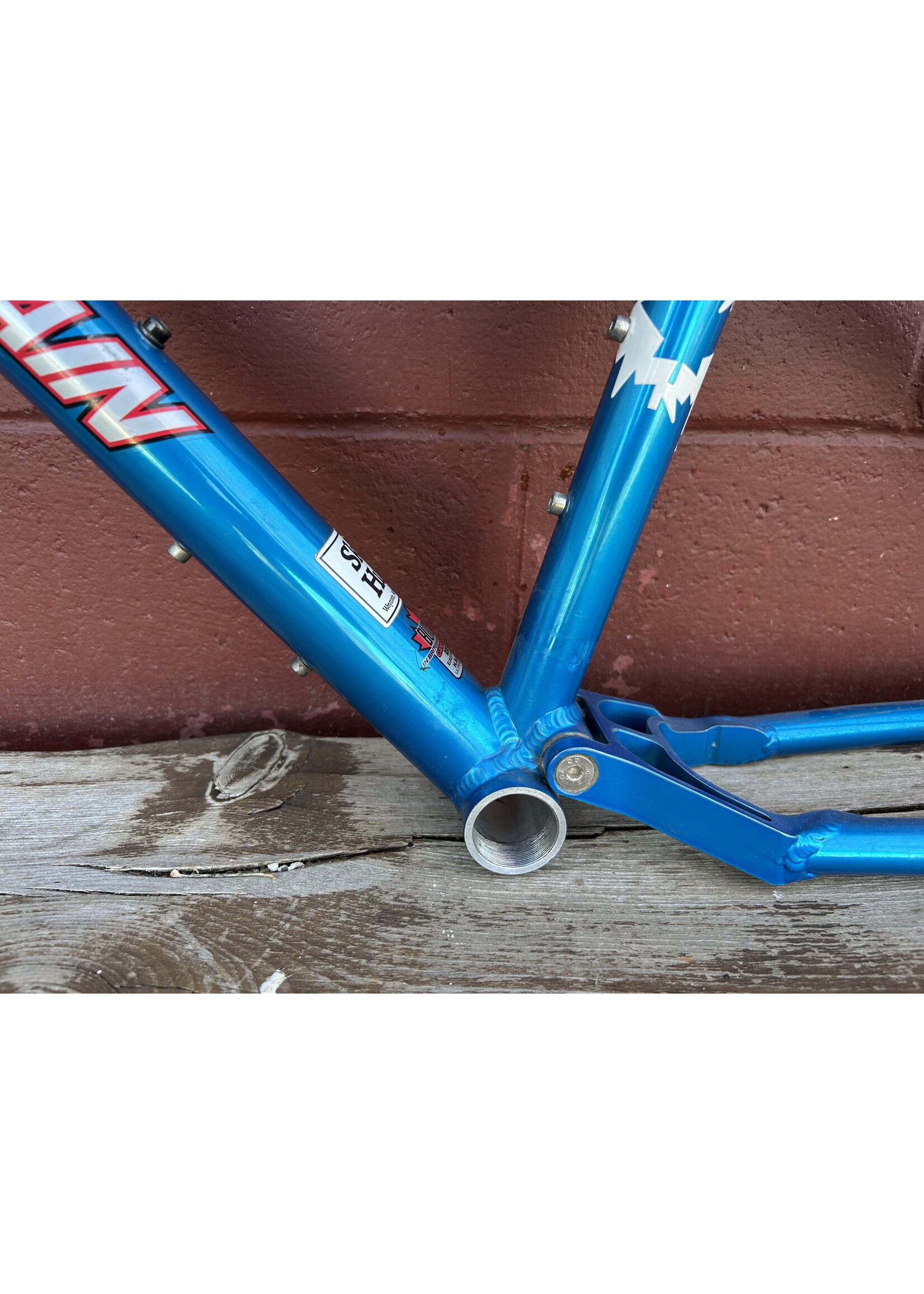 Rocky Mountain 2000 16.5" Rocky Mountain Element TO Frame