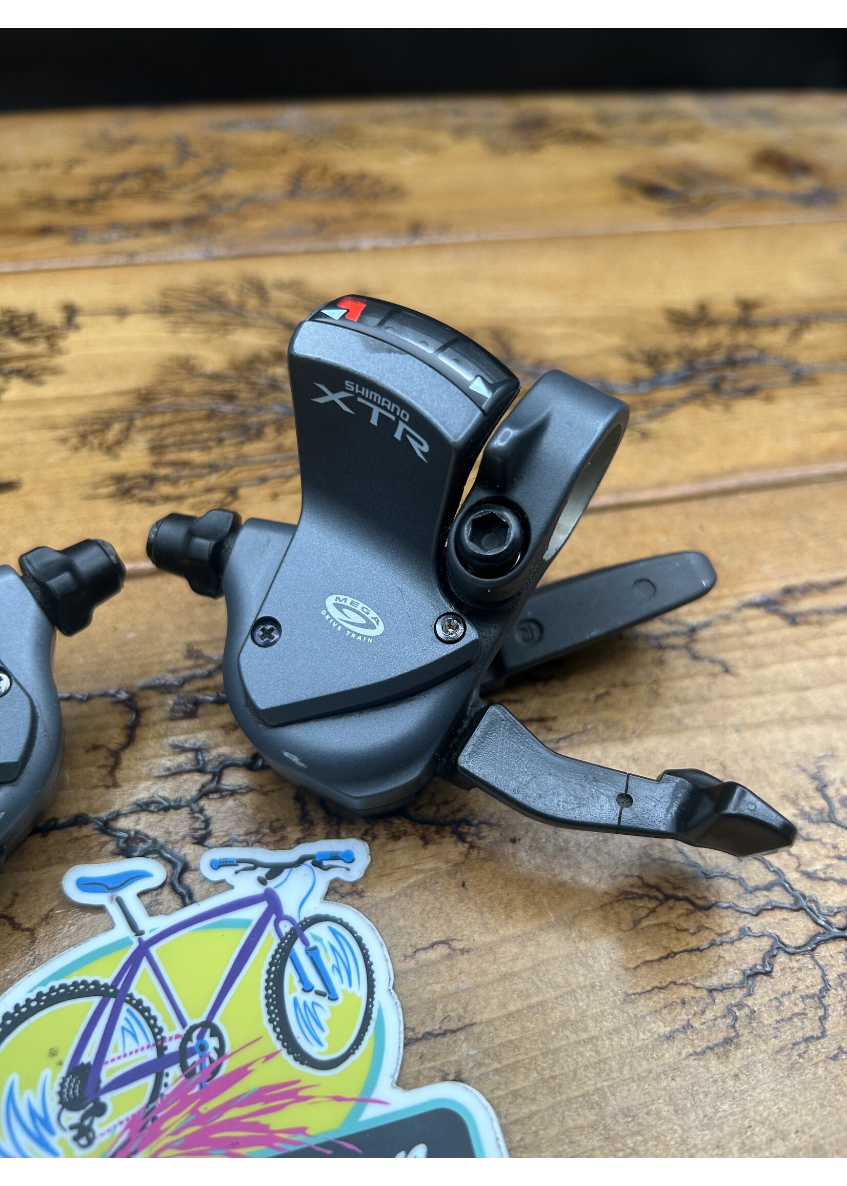 SHIMANO Shimano XTR SL-M952 3x9 Shifters