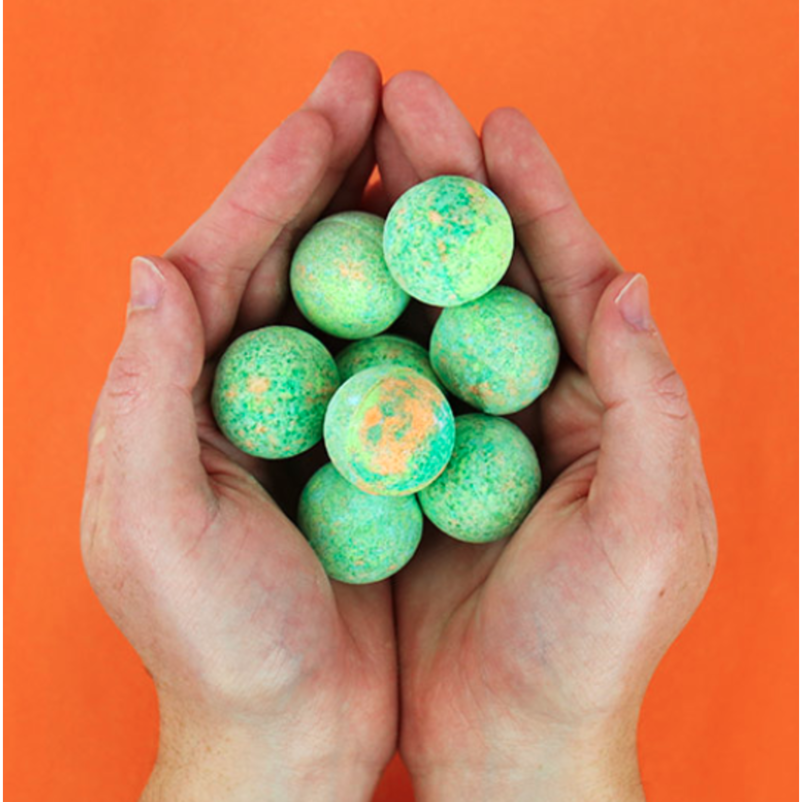 Gift Republic Dino Poop Bath Bomb