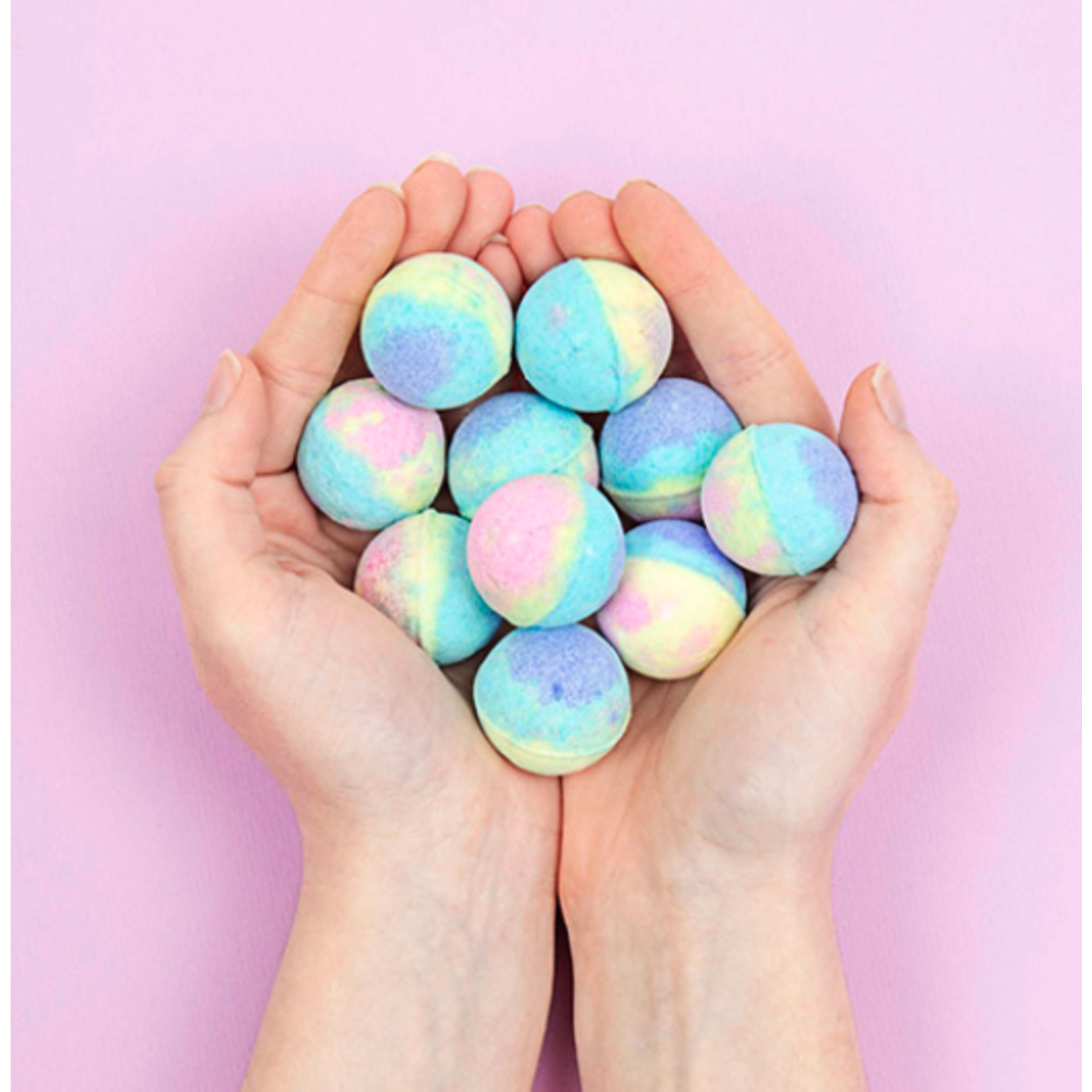 Gift Republic Unicorn Poop Bath Bomb