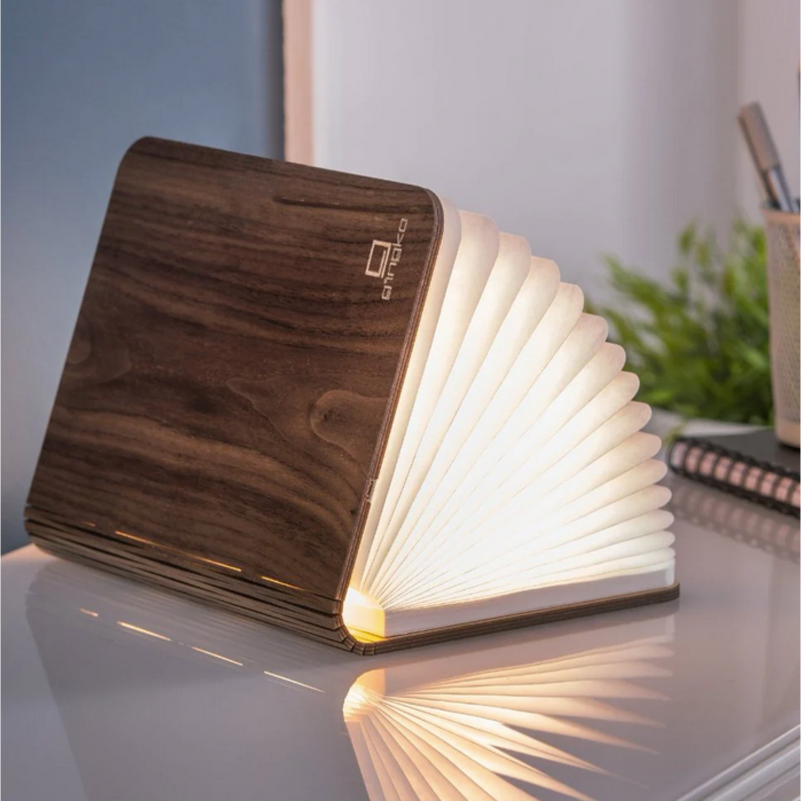 Gingko Design Smart Book Light - Large (Walnut)
