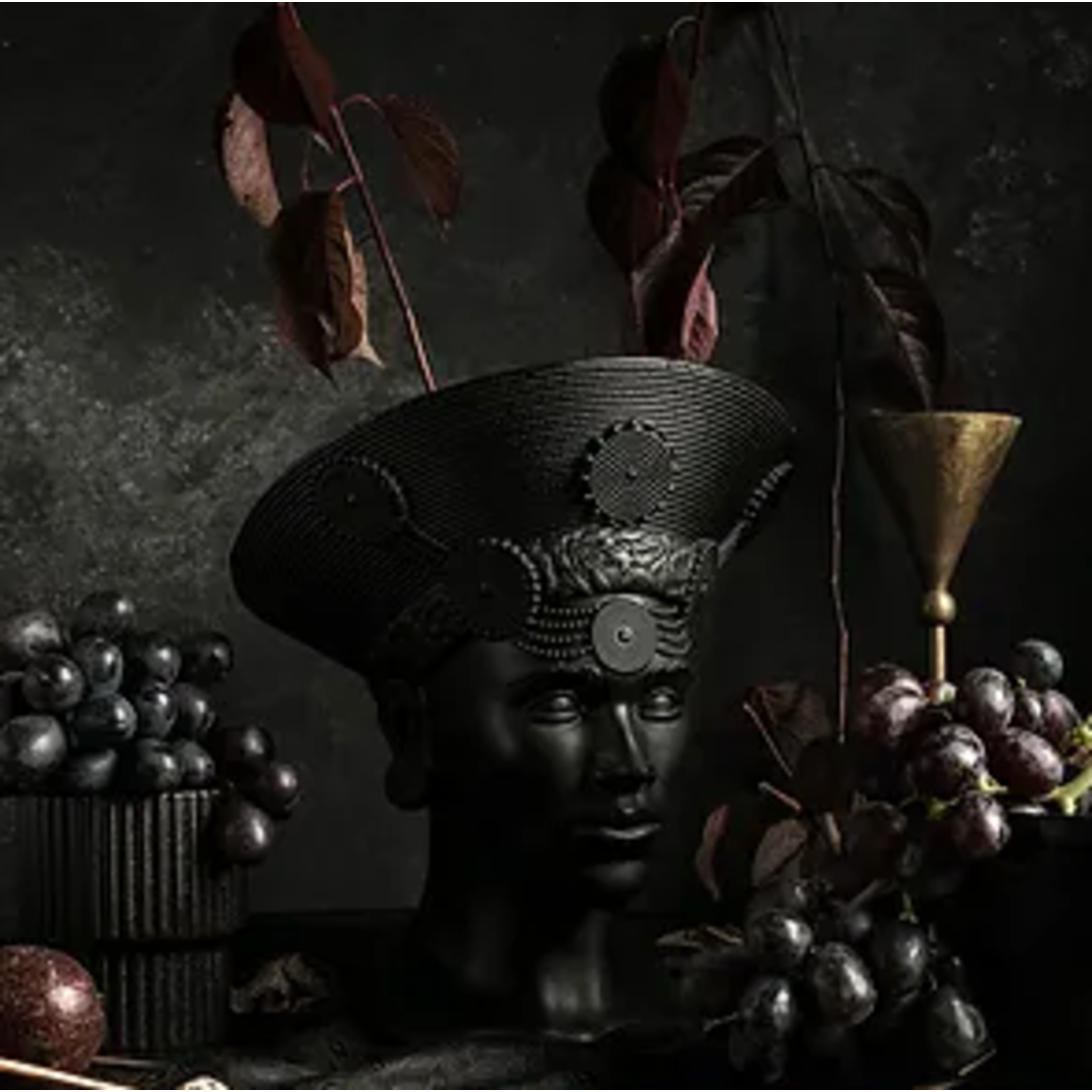 Sandra Githinji Studio Queen Nandi Sculptural Vase Black