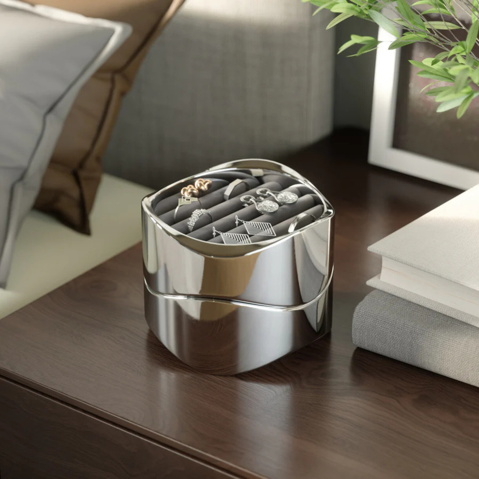 Wavy Chrome Jewlery Organizer