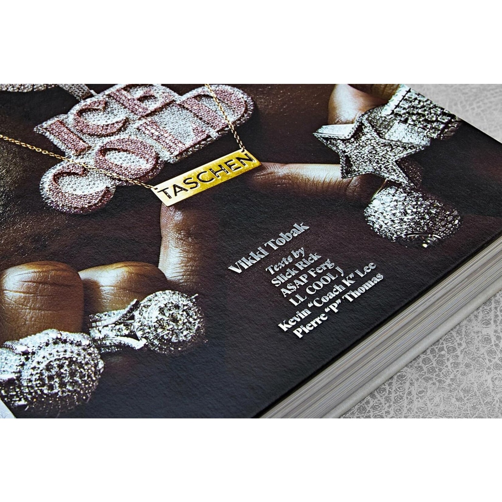 Taschen Ice Cold- A Hip Hop Jewelry History