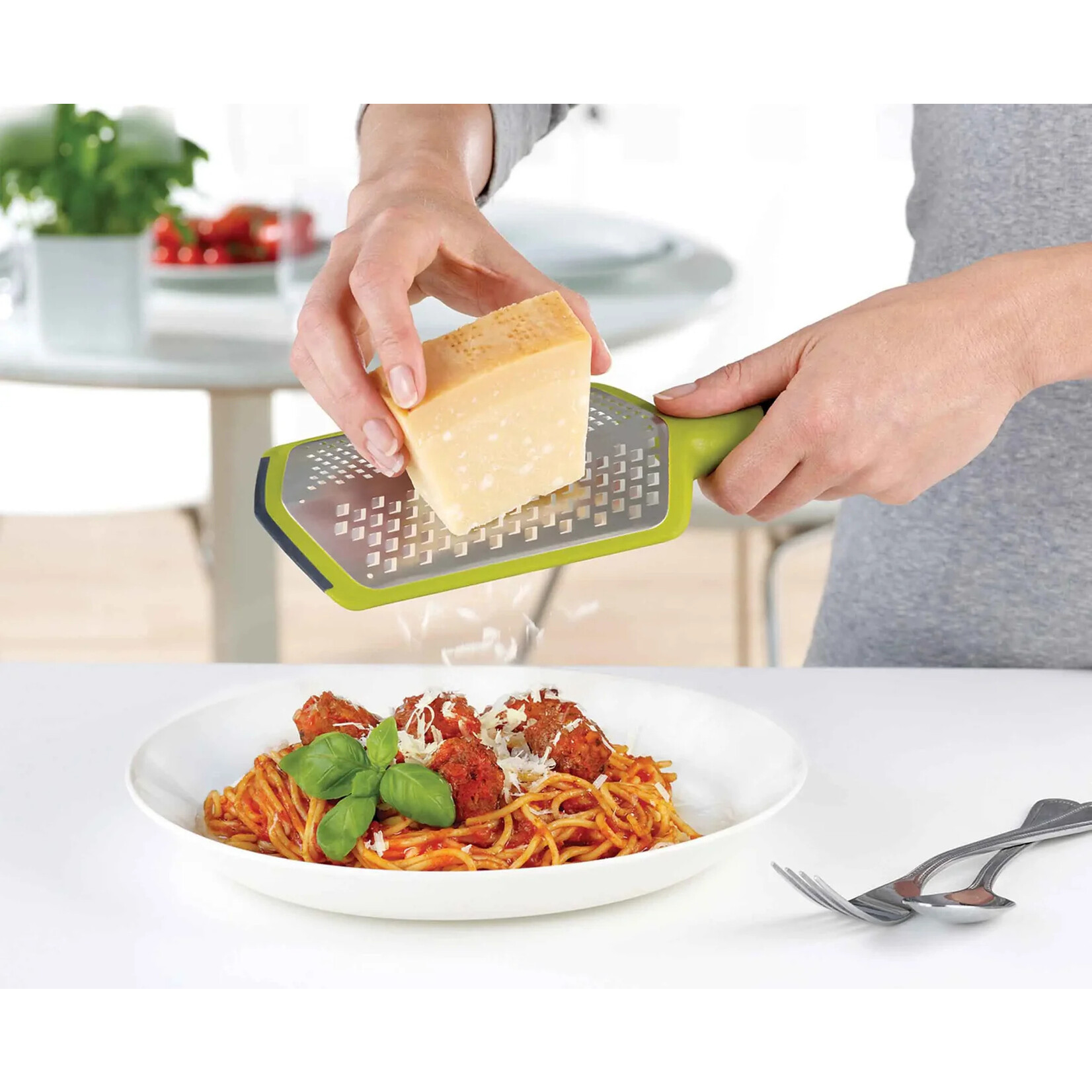 Twist Grater- Coarse/ Fine (Green)