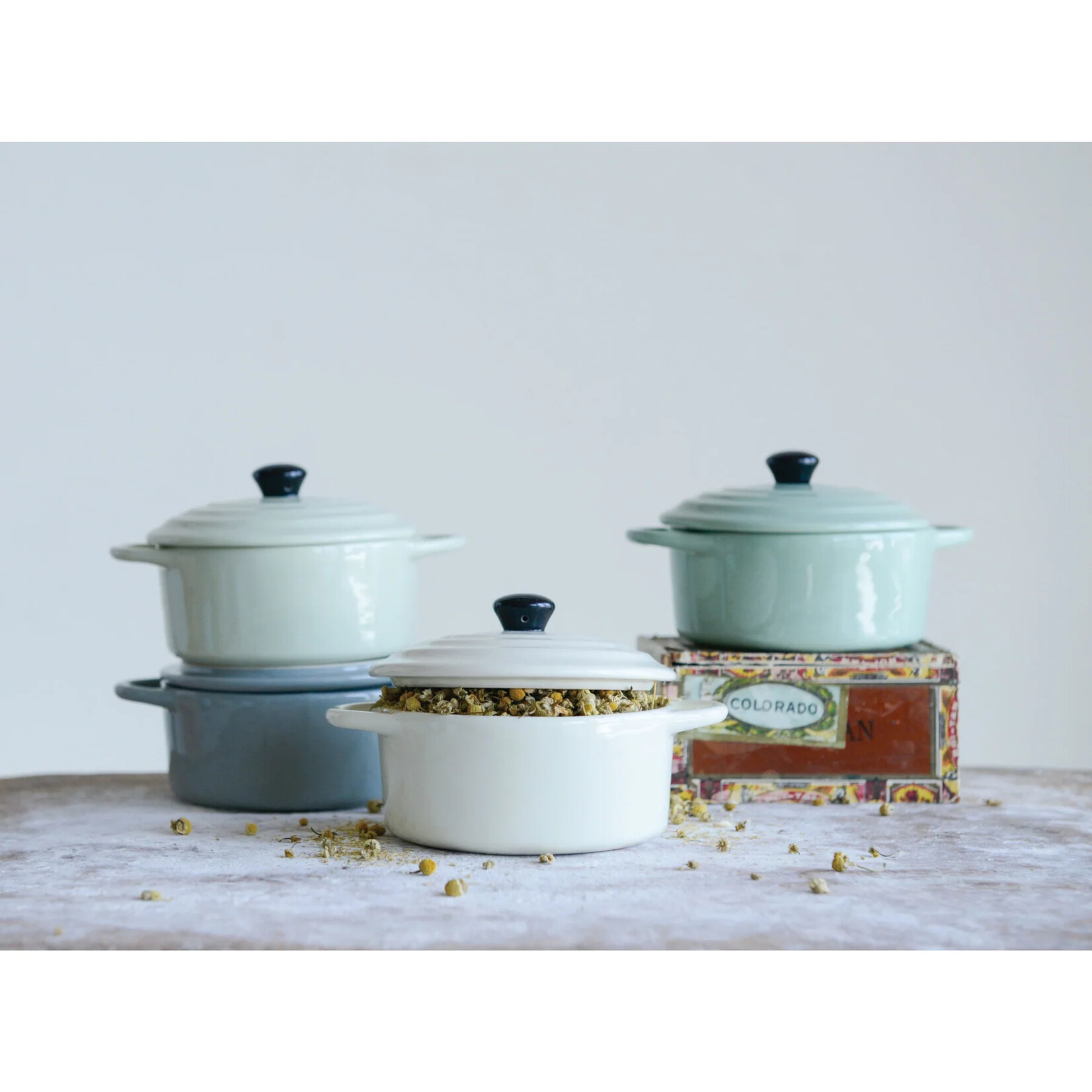 Creative Co-Op Blue and Cream Stoneware Mini Baker w/ Lid