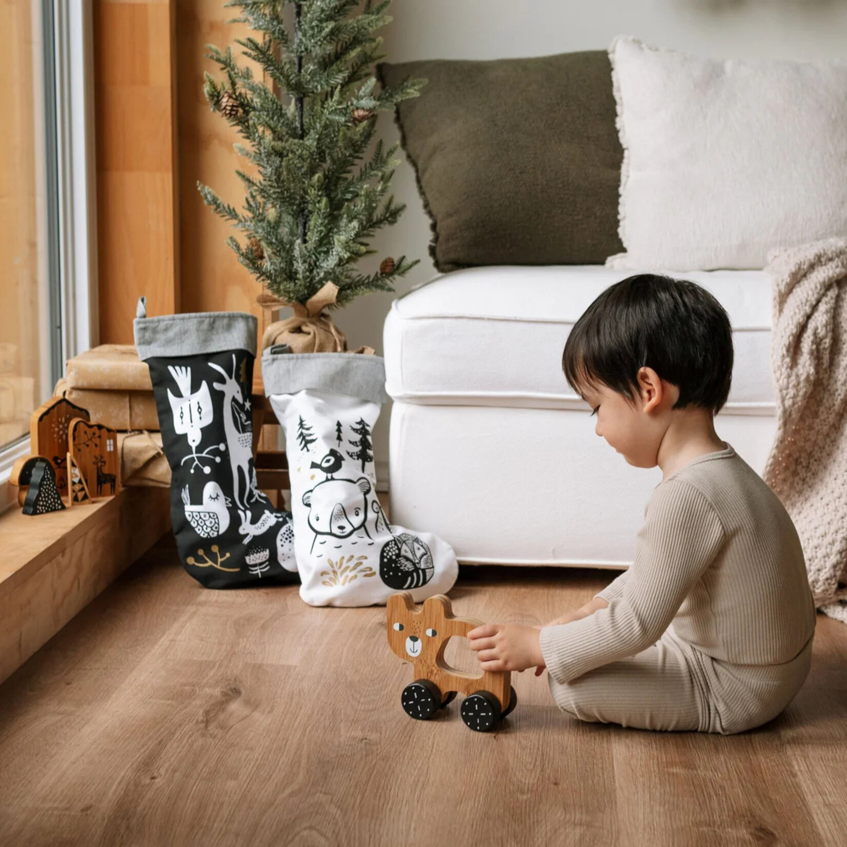 Wee Gallery Push Toy- Bear