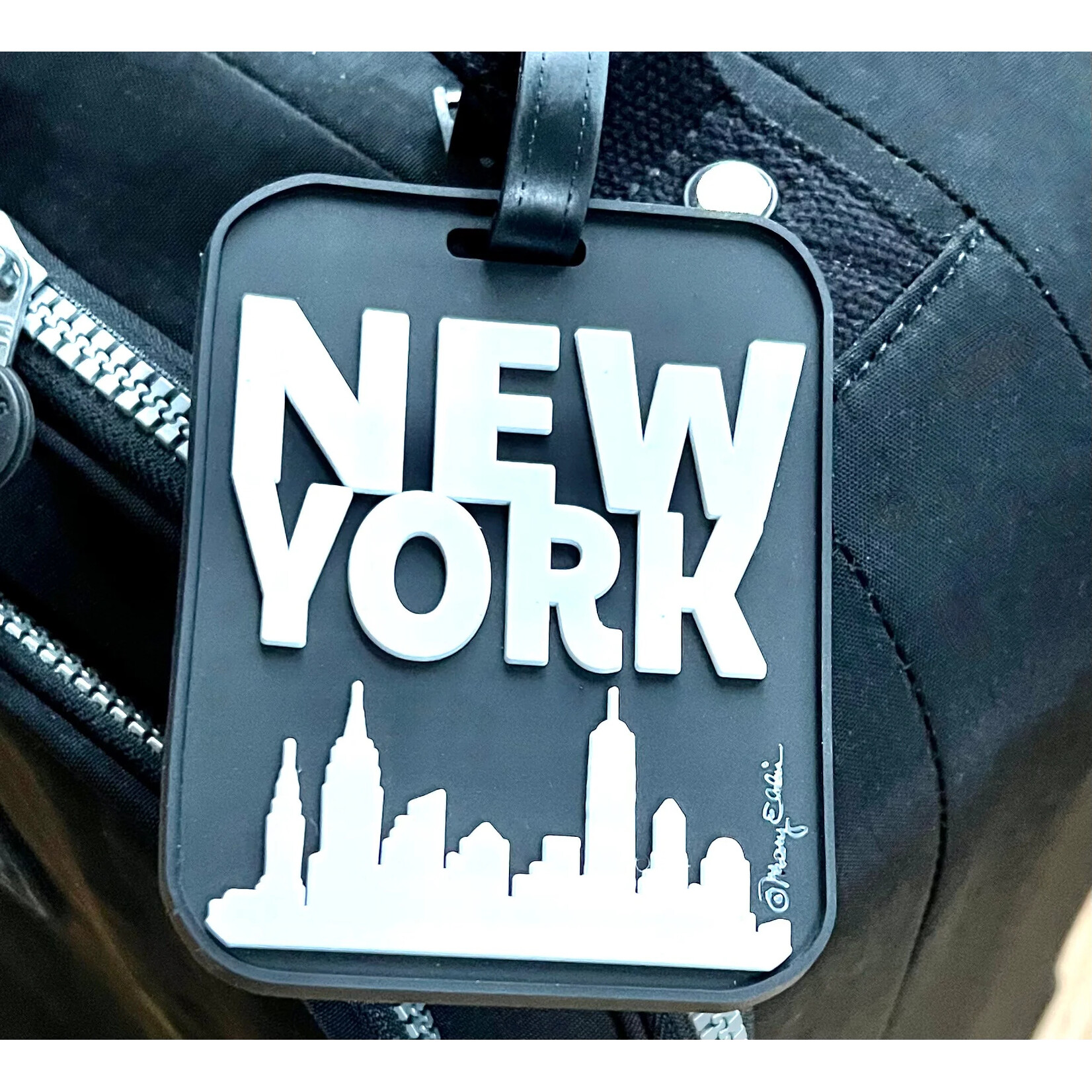 Mary Ellis New York Skyline Luggage Tag