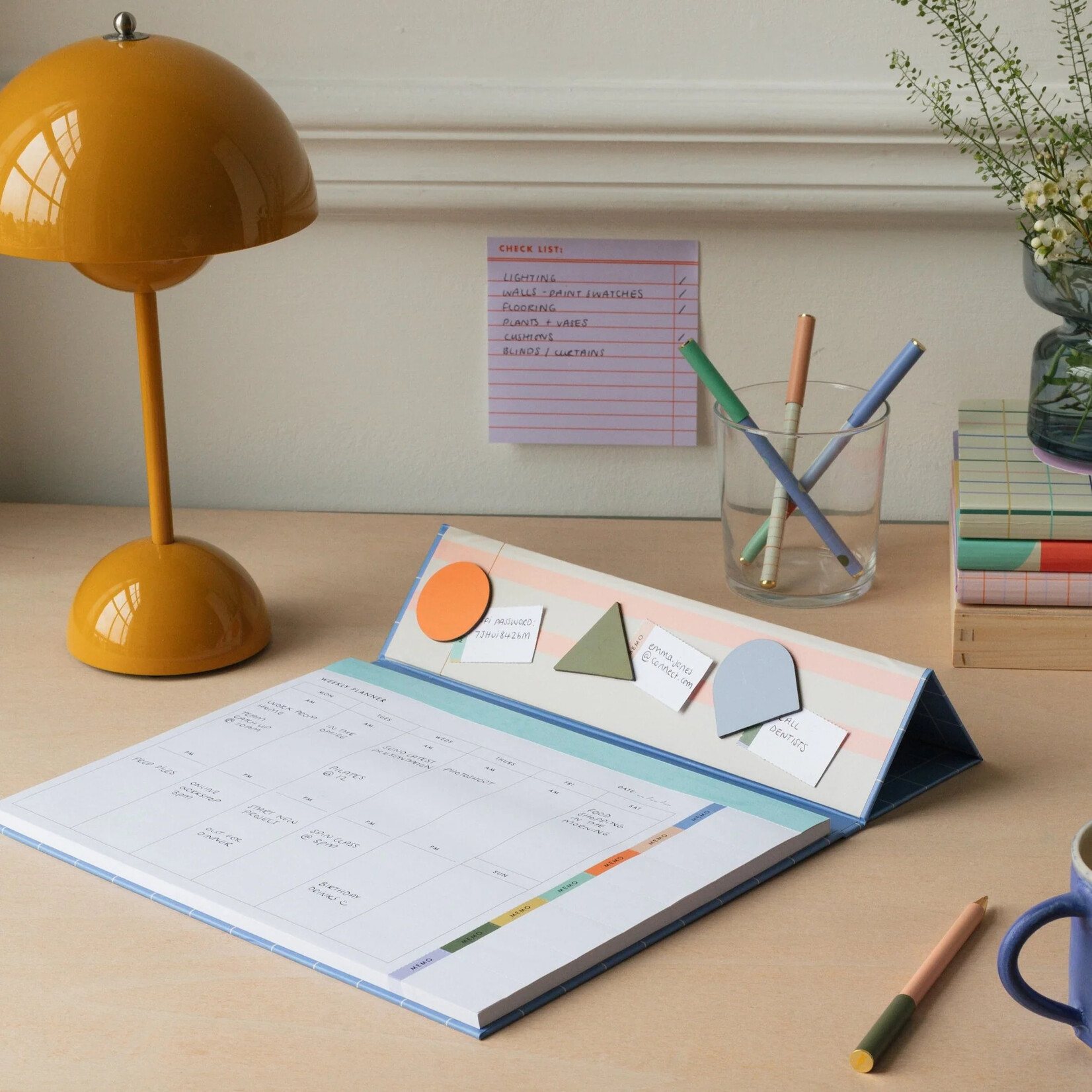 Magnetic Weekly Desk Planner