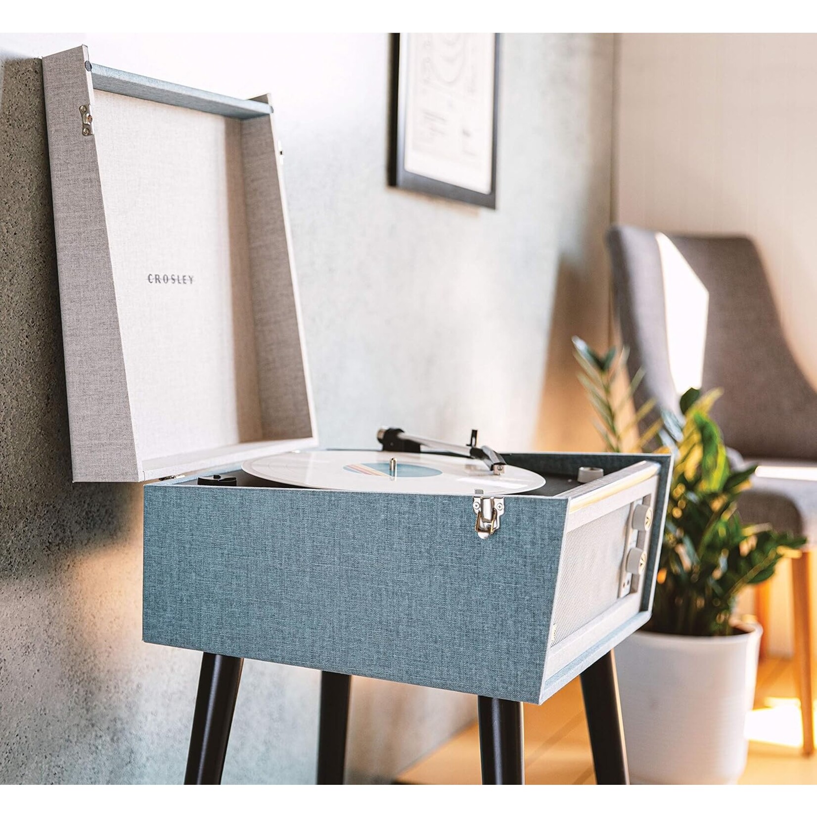Deer Park Bermuda Portable Turntable with Bluetooth In/Out- Tourmaline