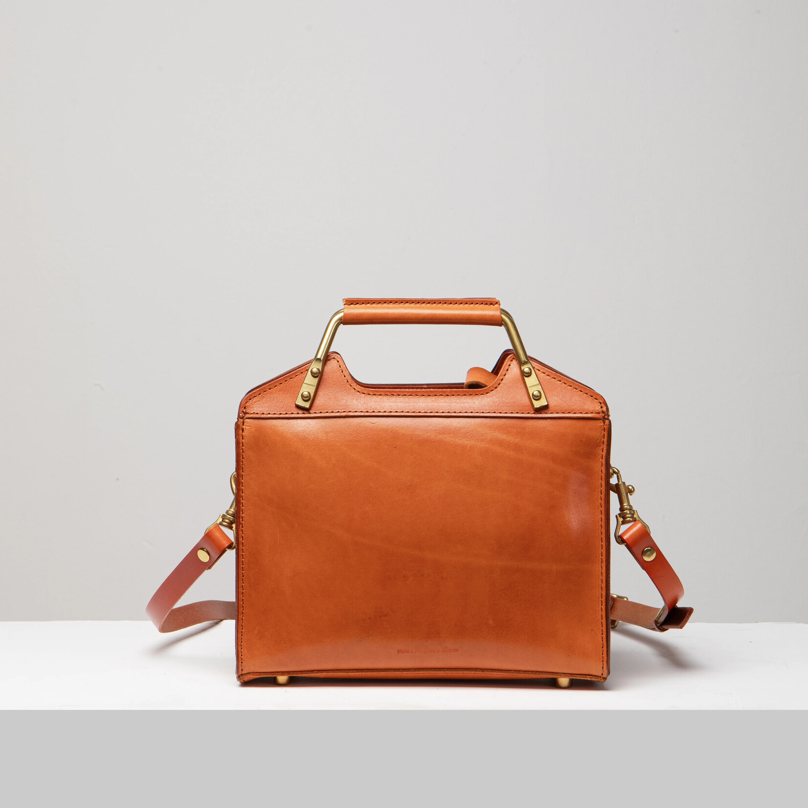UPPDOO Neo Retro Small Crossbody- Tan