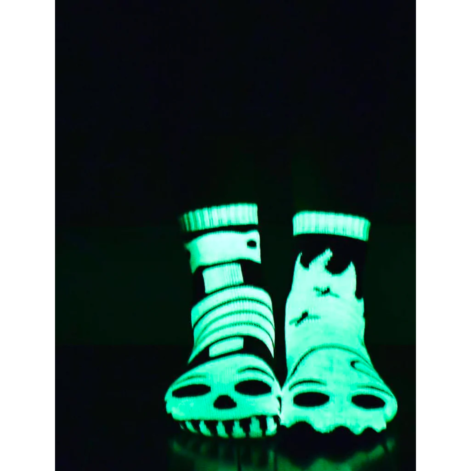 Pal Socks Ghost & Skeleton GLOW IN THE DARK Grip Socks (Kids Small)
