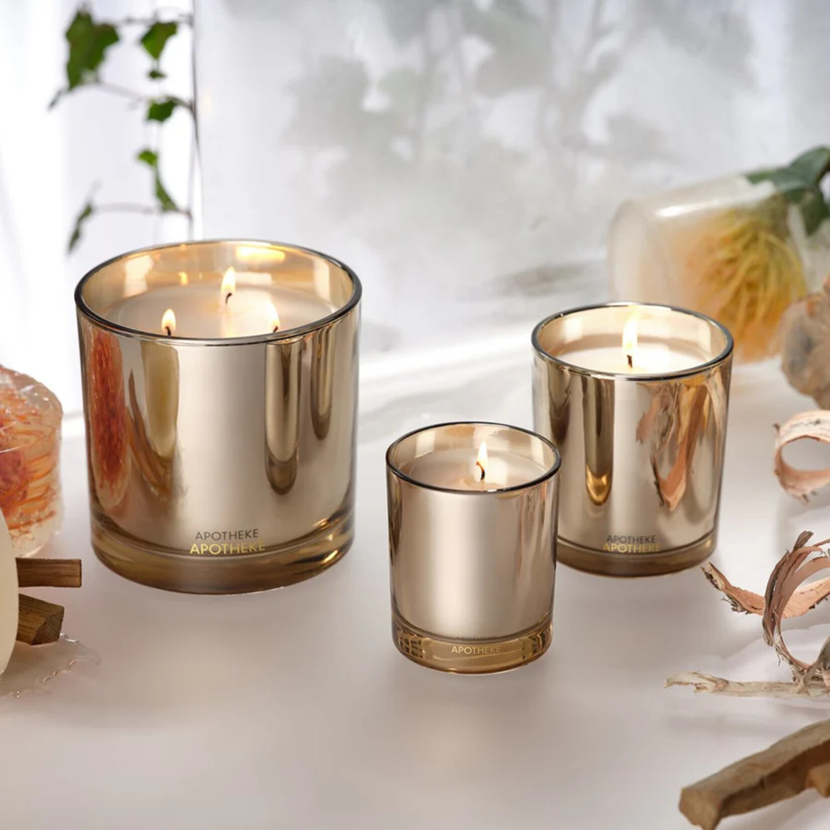 Apotheke Firewood Petite Candle
