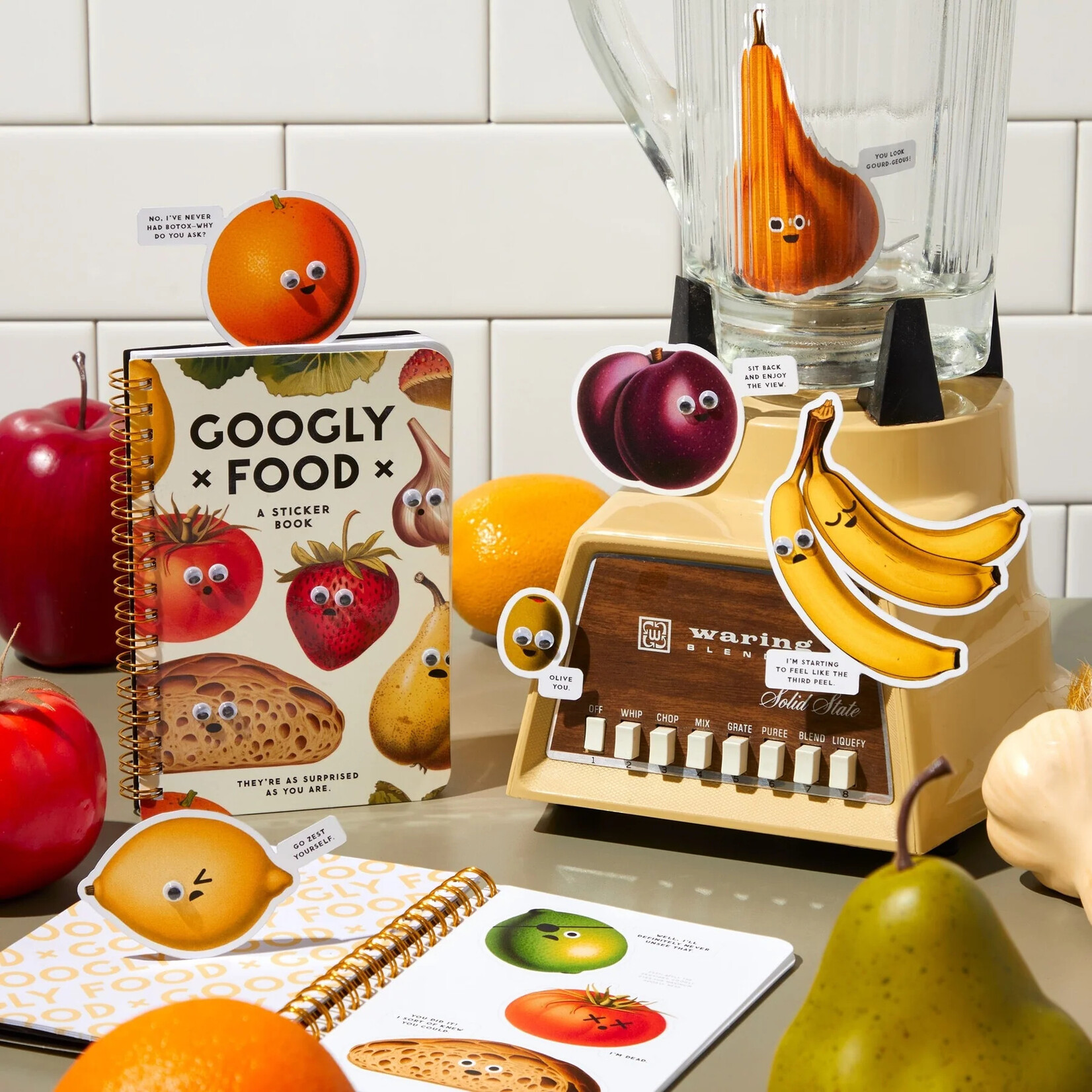 Chronicle Books Googly Food Sticker Book