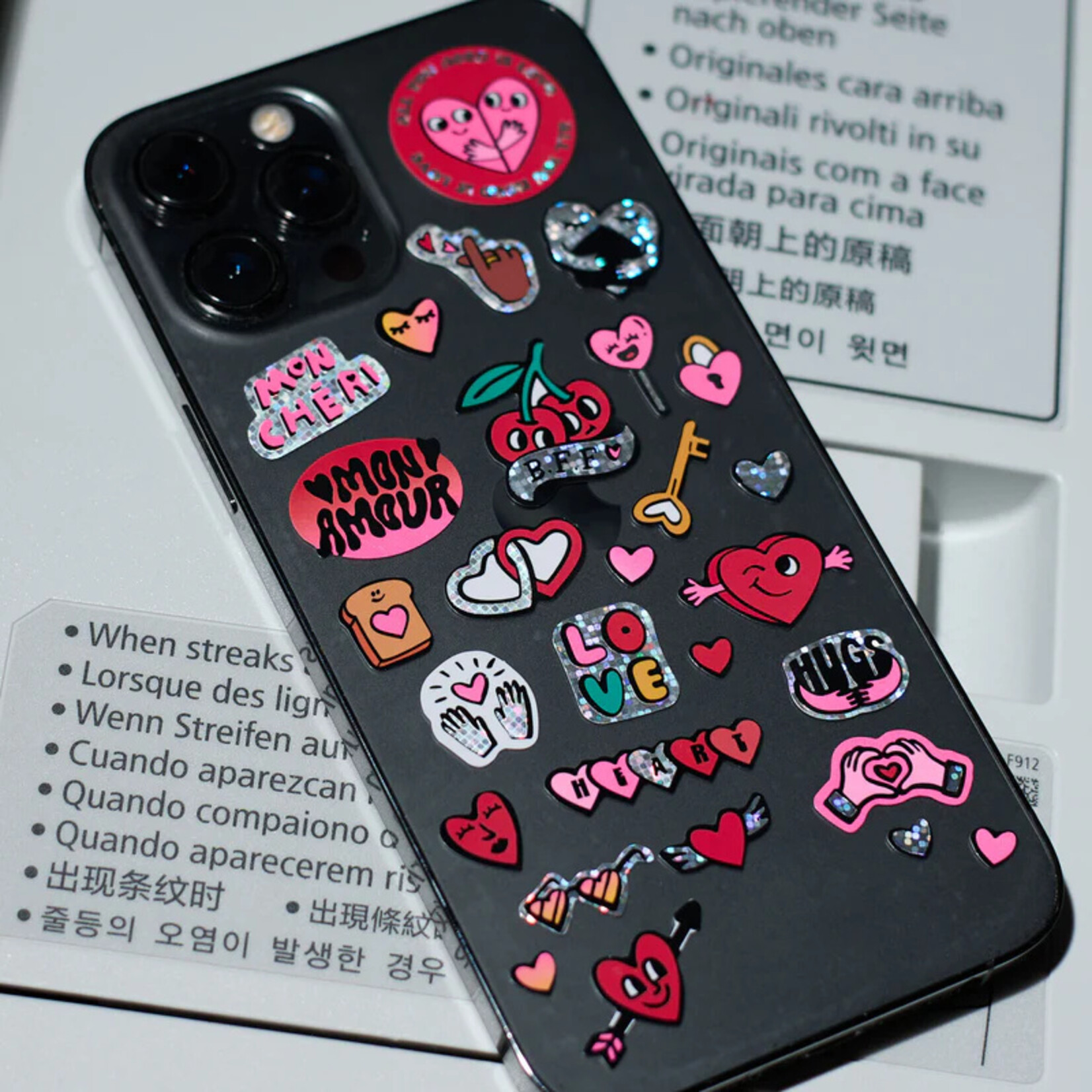 Love Small Iconic Stickers