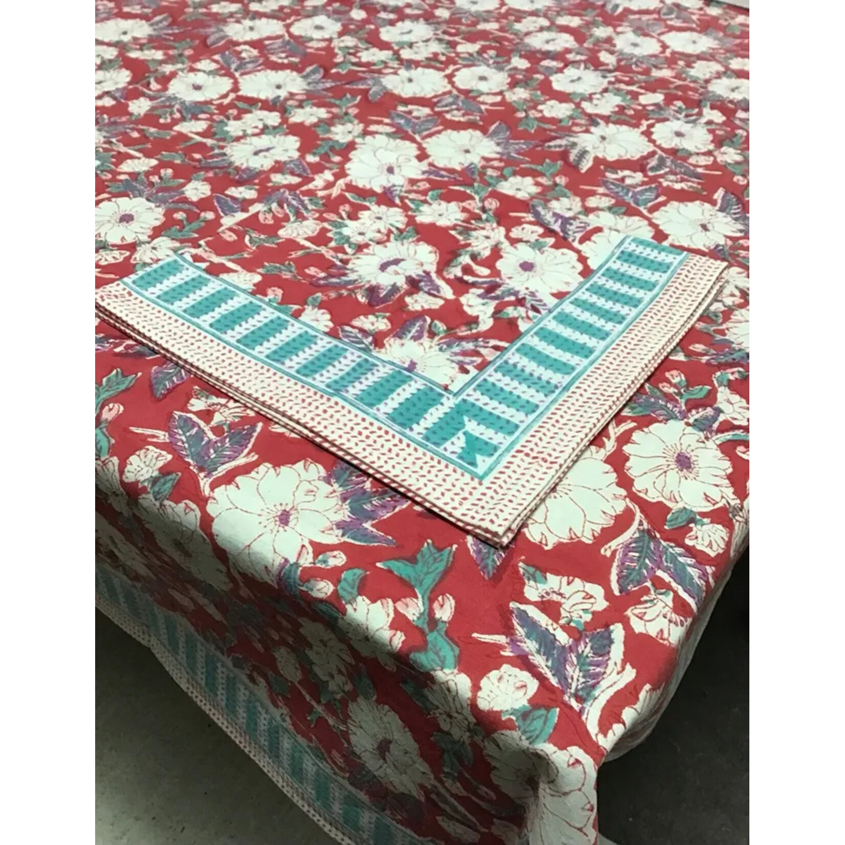 Natural Habitat Camelia Red Tablecloth 60x90
