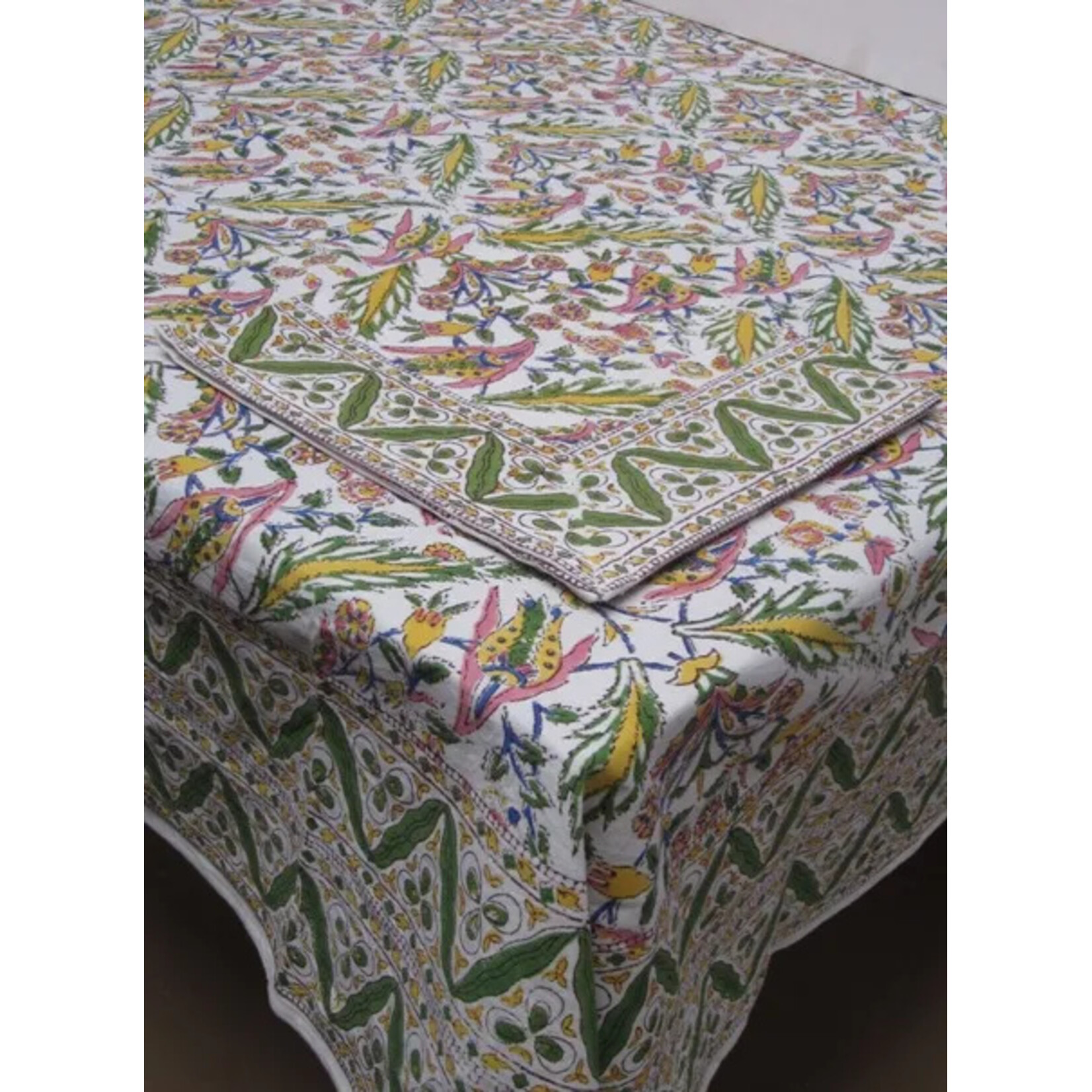 Natural Habitat Victoria & Albert Tablecloth 60x60