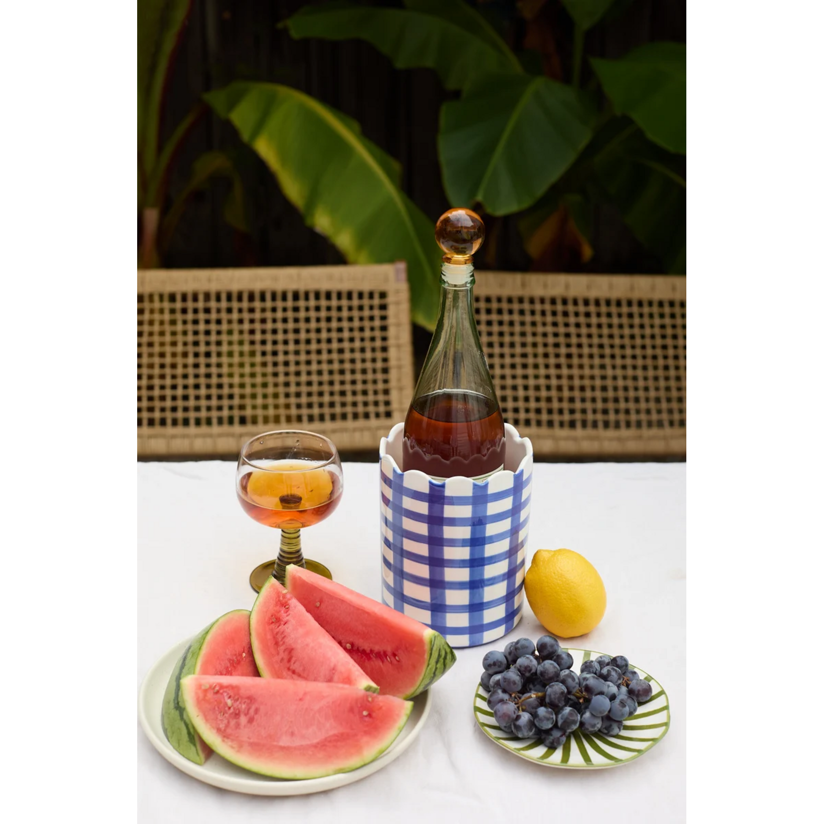 Here's How The Moony Glass Bottle Stopper - Amber
