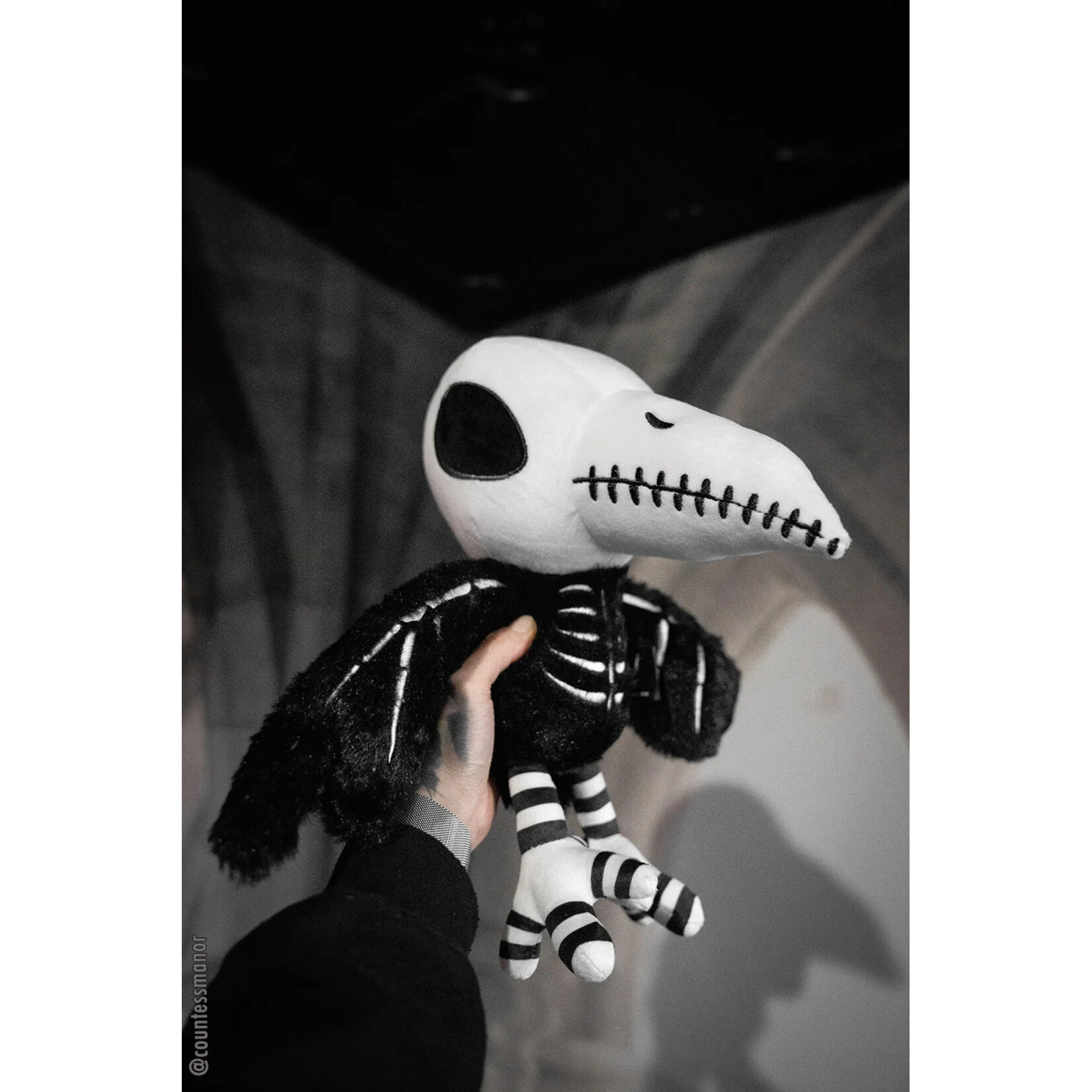 Vampirefreaks Poe's Raven Plush