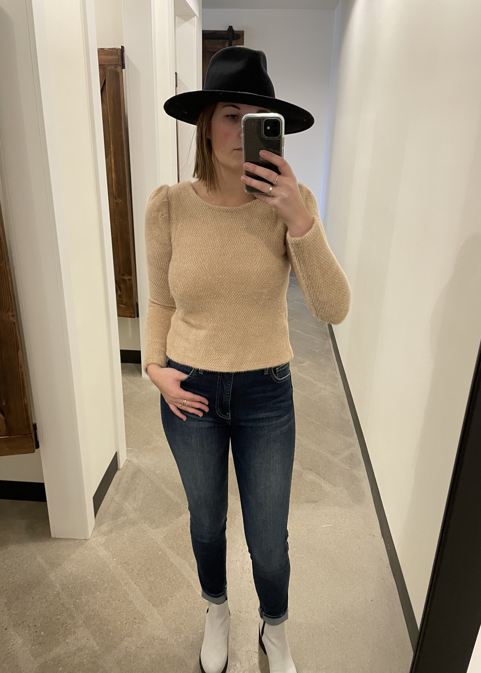 Sadie & Sage Puff LS Top