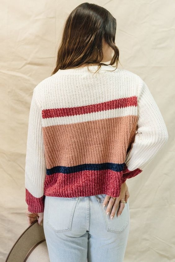 Sadie & Sage Linear Dreams Pullover