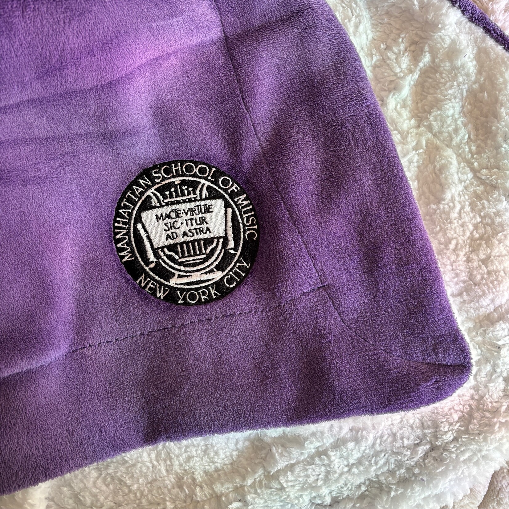 Jardine Sherpa Blanket with Embroidered MSM Seal (2 colors!)