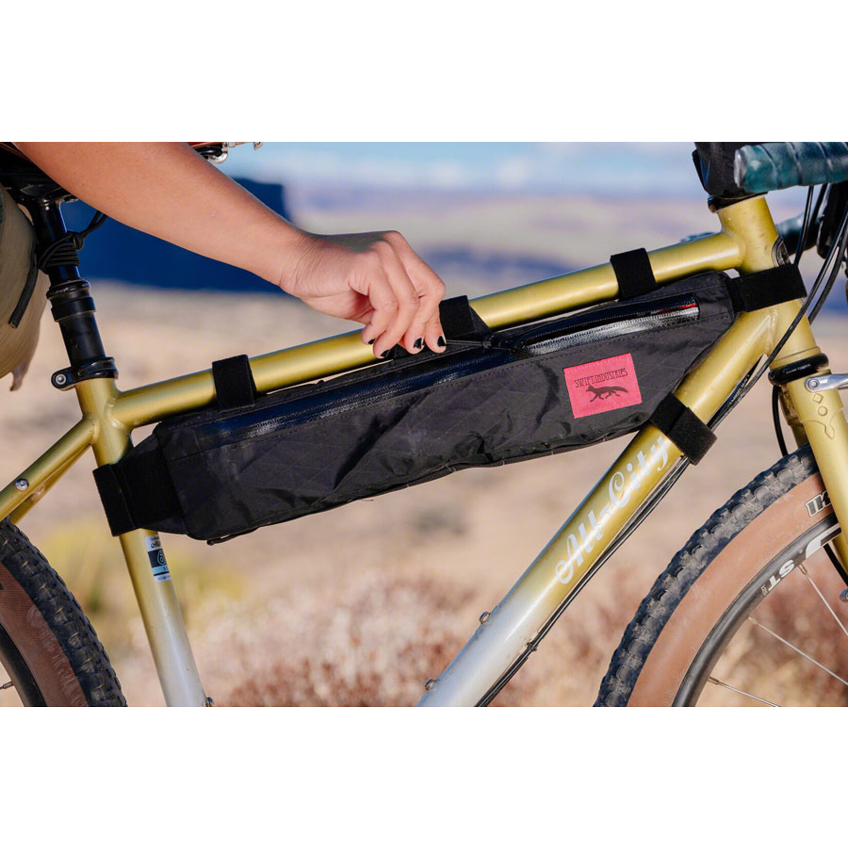 Swift Industries HoldFast Half Frame Bag - 3.25L, Black