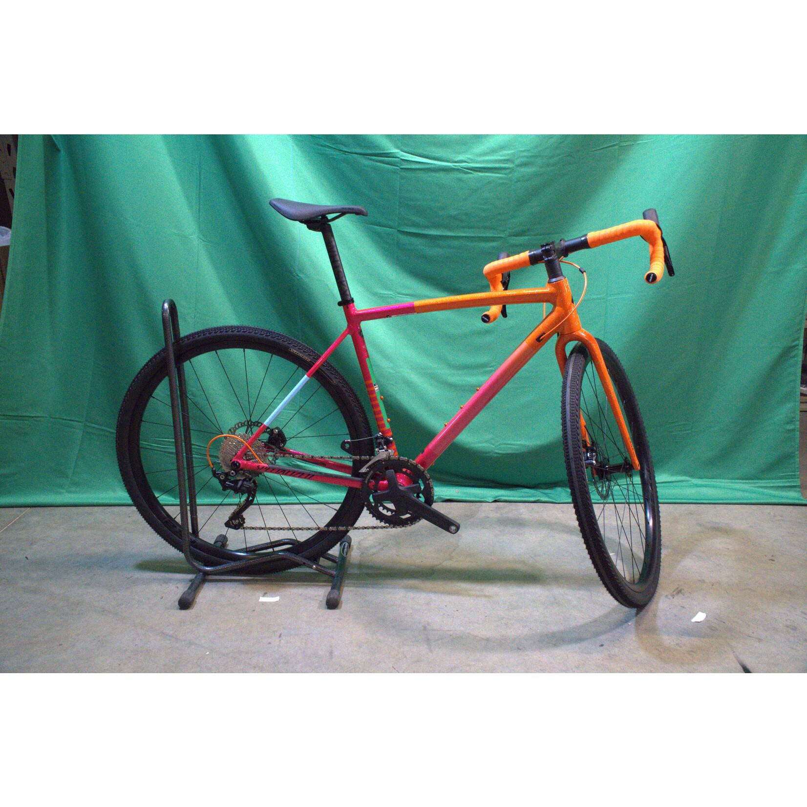 Specialized Crux alloy - Custom Build - 54cm - AMBRGLW/VIVPNK/MNSHDWMET