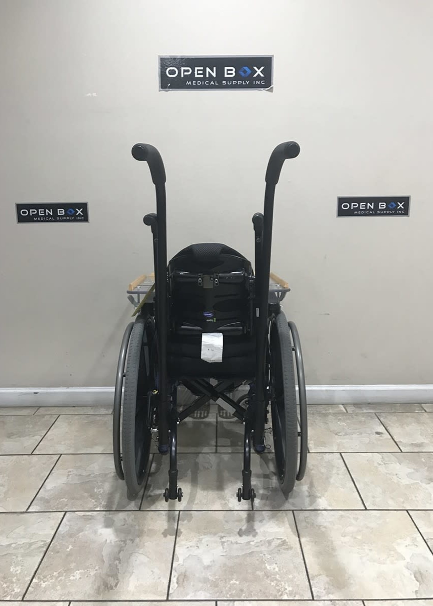 Sunrise Medical Quickie 2 Lightweight Wheelchair (Used)