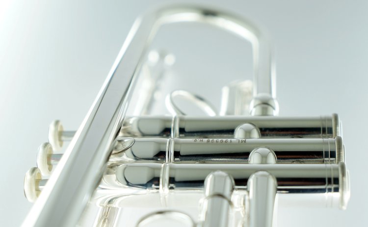 CarolBrass CarolBrass Professional Trumpet with Silver Plated Finish CTR-5060H-GSS-Bb-S