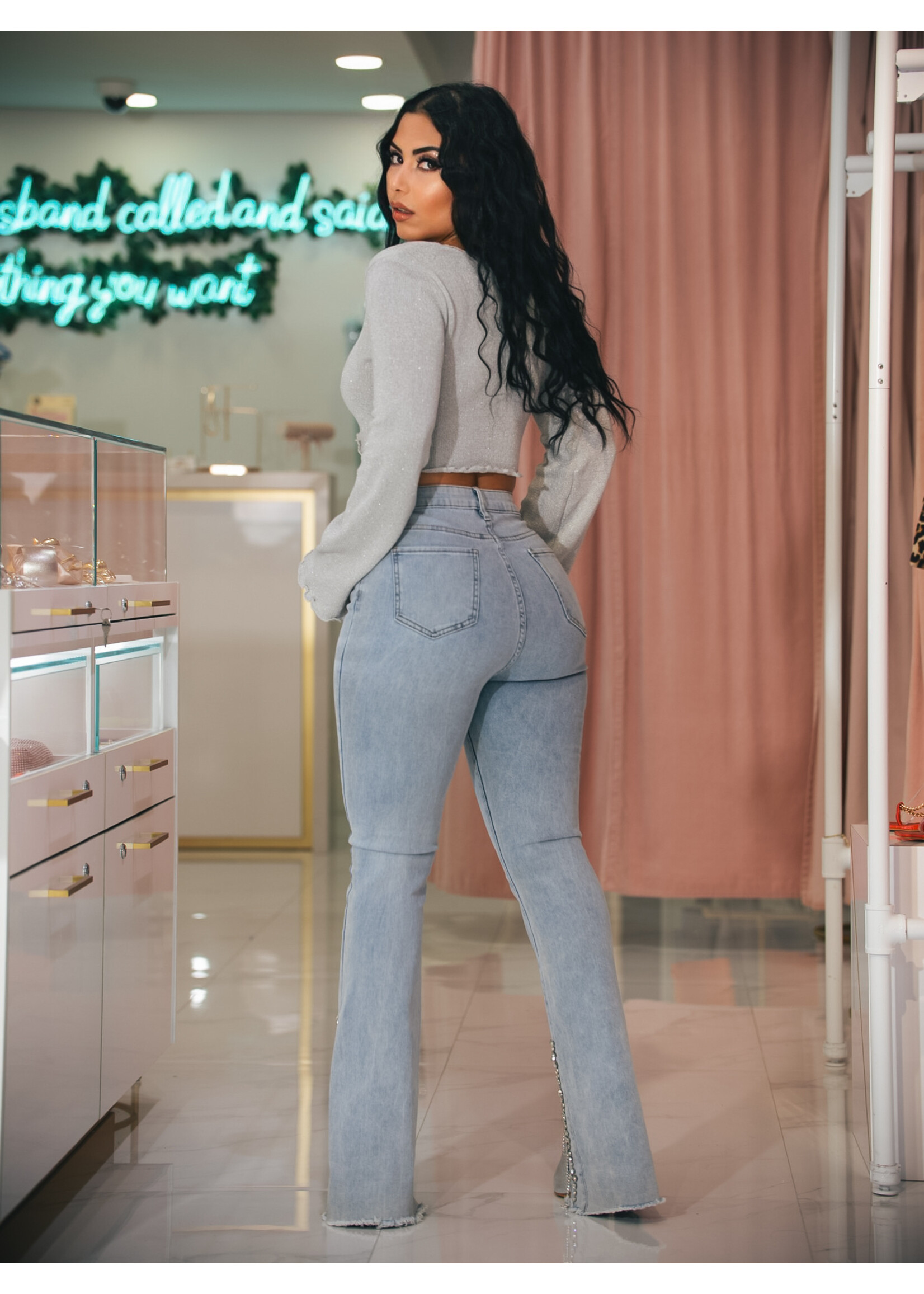 Highwaist Jeans w/Diamonds Details