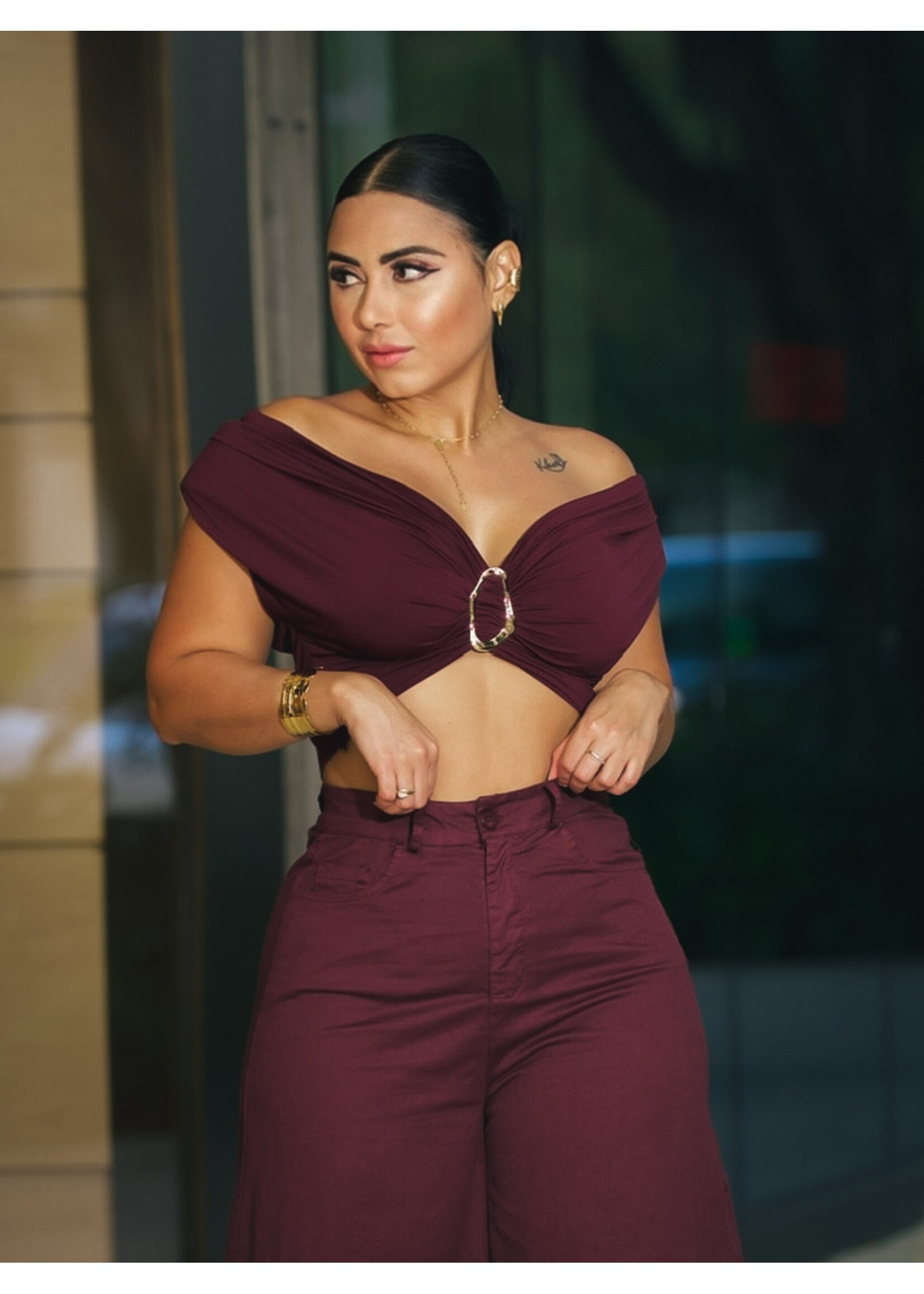 Shoulder Muse Crop Top