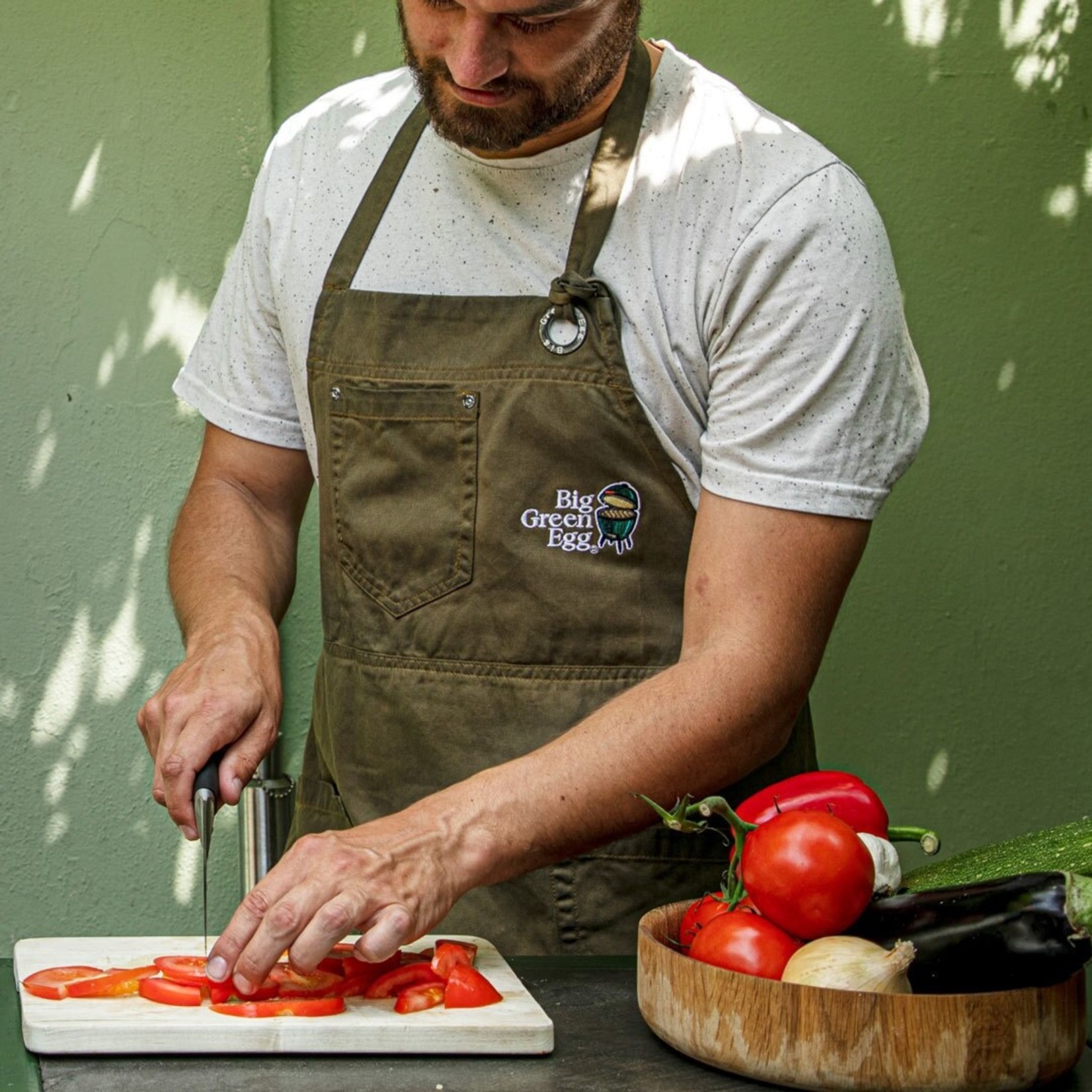 Big Green Egg BGE Apron - Khaki w/ Logo