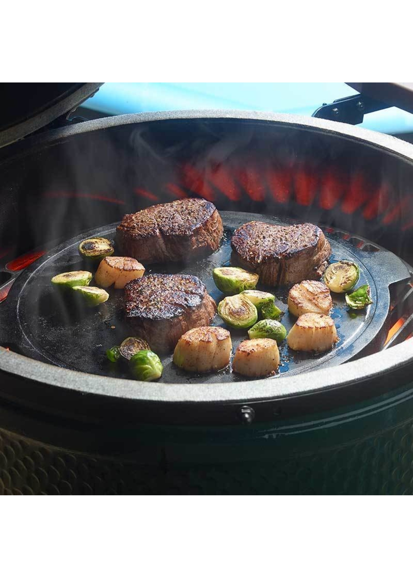Big Green Egg BGE 14in Dual-Sided Cast Iron Plancha Griddle
