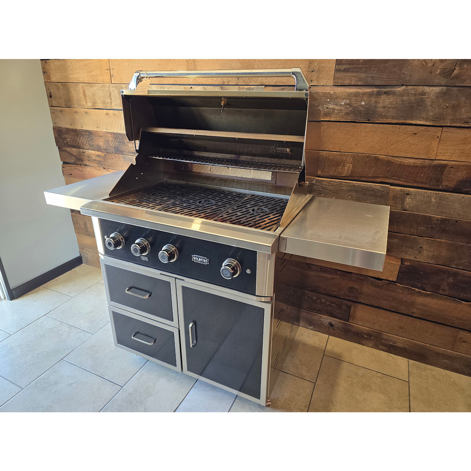 WildFire Wildfire 36" Ranch PRO Freestanding Package - LP (Demo)