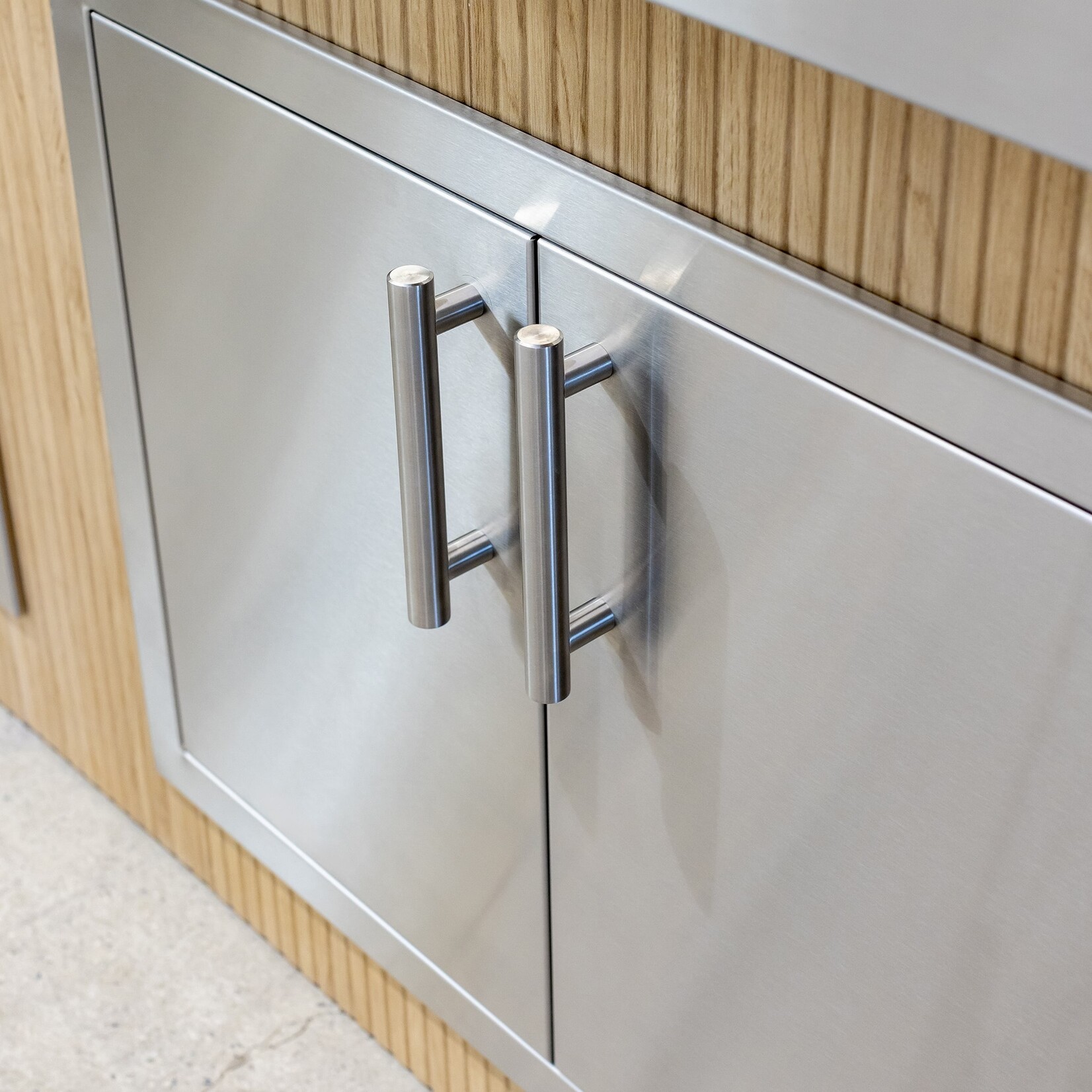 Summerset Summerset 36" Double Access Door w/ Hidden Hinges