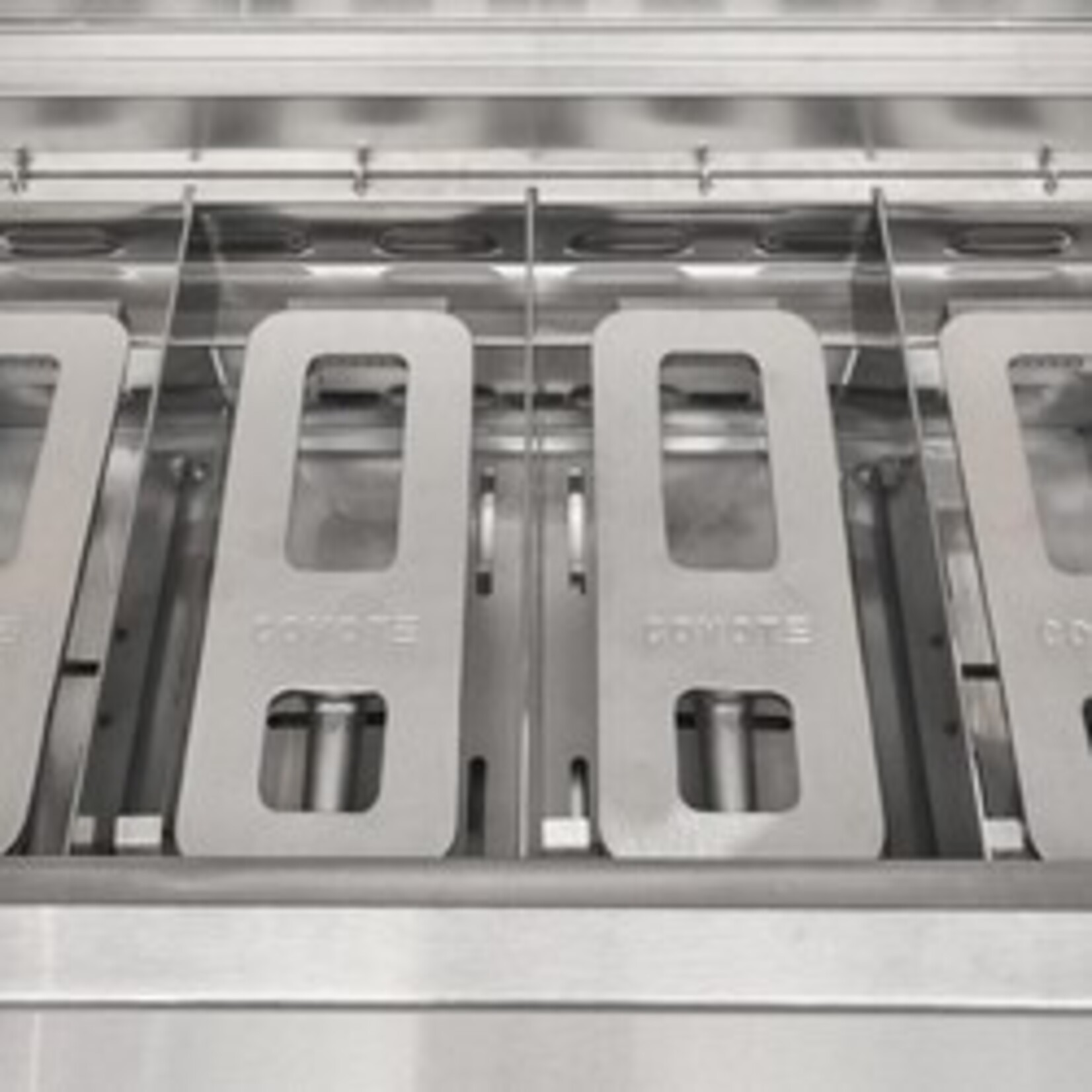 Coyote Coyote CL-Series Grill 42" Built-In -Natural Gas