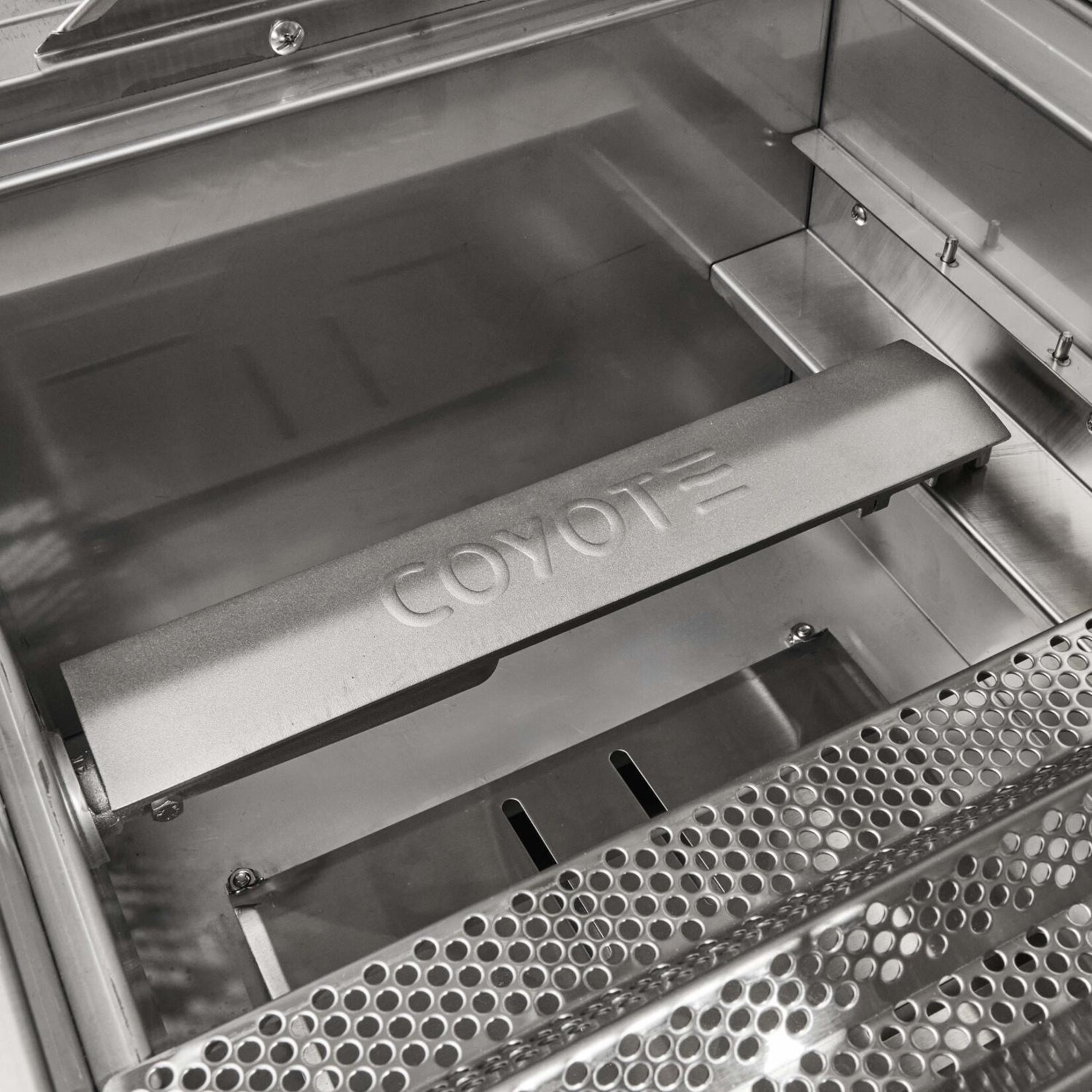 Coyote Coyote Hybrid Grill, 50" Built-in Gas & Charcoal -Liquid Propane